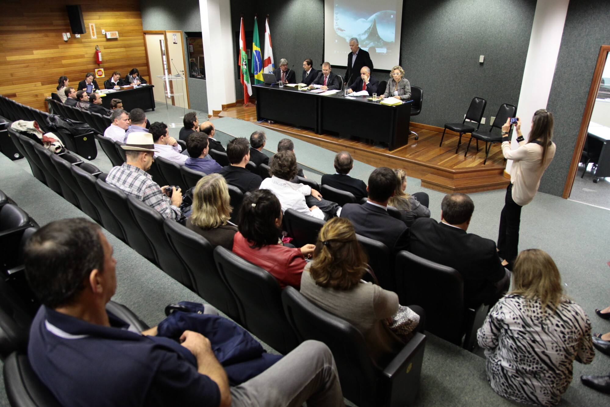 Comissão de Segurança discute sistema prisional catarinense