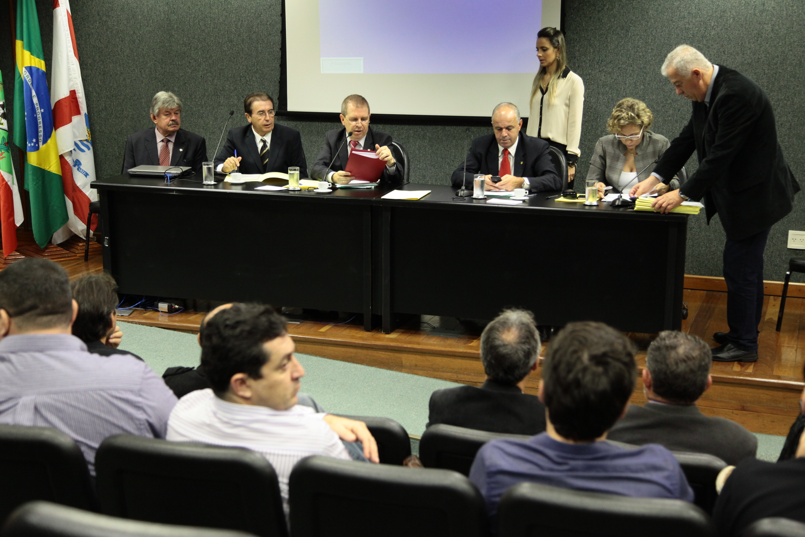 Reservado para reunião da Comissão de Segurança Pública e Comissão de Pesca e Aquicultura. Foto: Miriam Zomer