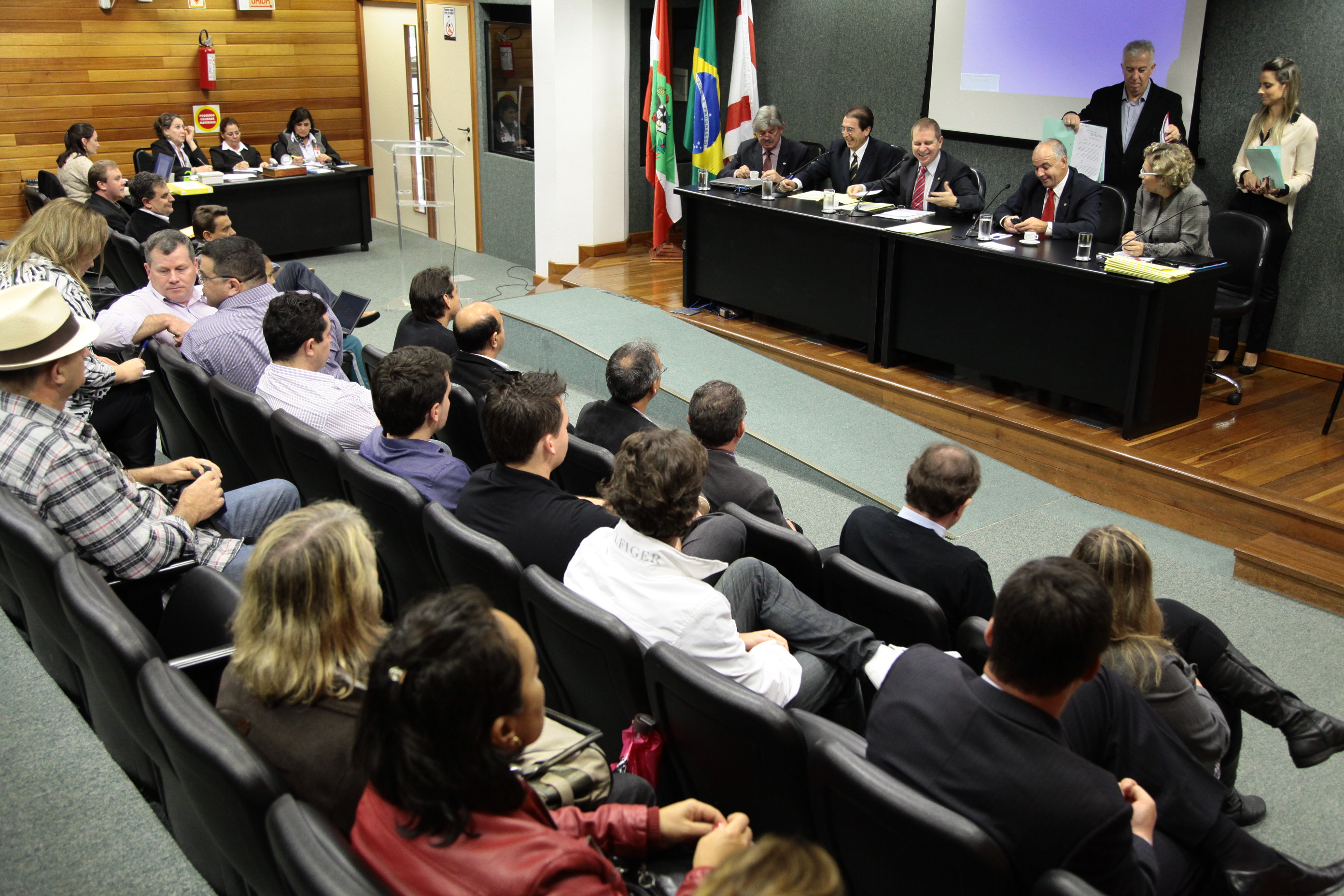Reservado para reunião da Comissão de Segurança Pública e Comissão de Pesca e Aquicultura. Foto: Miriam Zomer