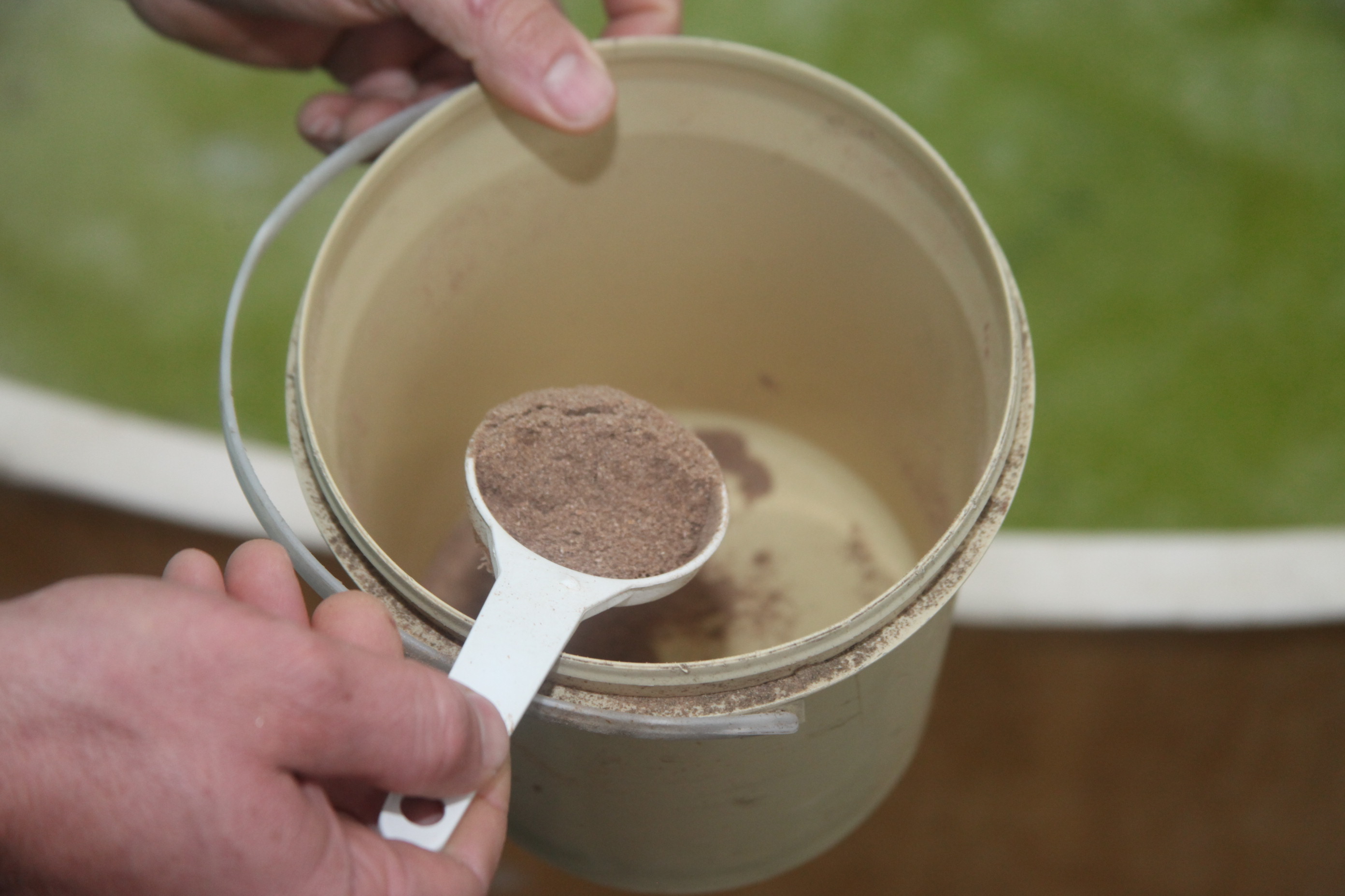 Deputado Jailson Lima (PT) promove visita de prefeitos e vereadores do Alto Vale, de Massaranduba e de Araranguá à Ranac, empresa de criação e beneficiamento de carne de rã. Foto: Fábio Queiroz.