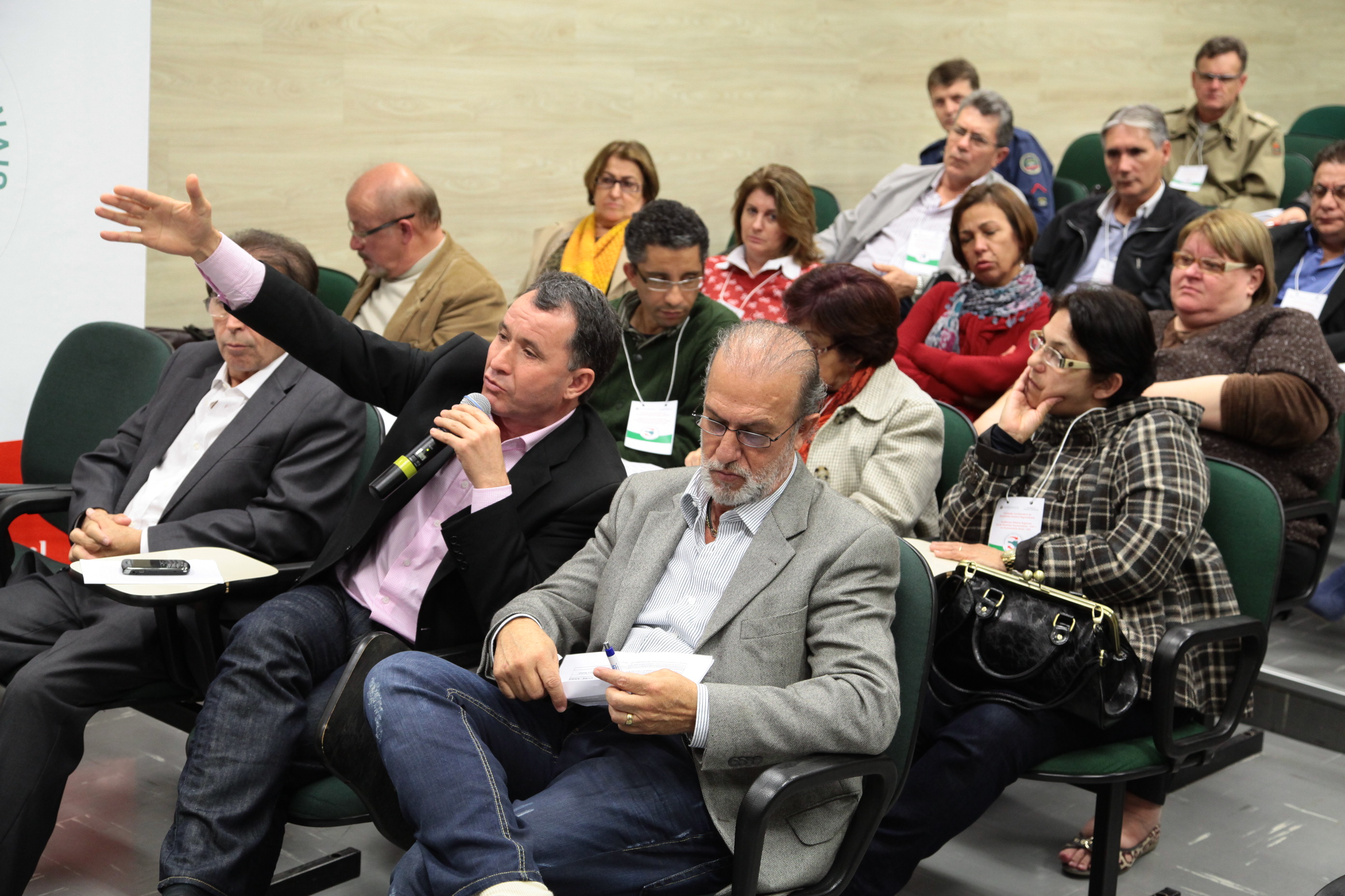 Audiência Pública do Orçamento Regionalizado em Joinville. Foto: Miriam Zomer