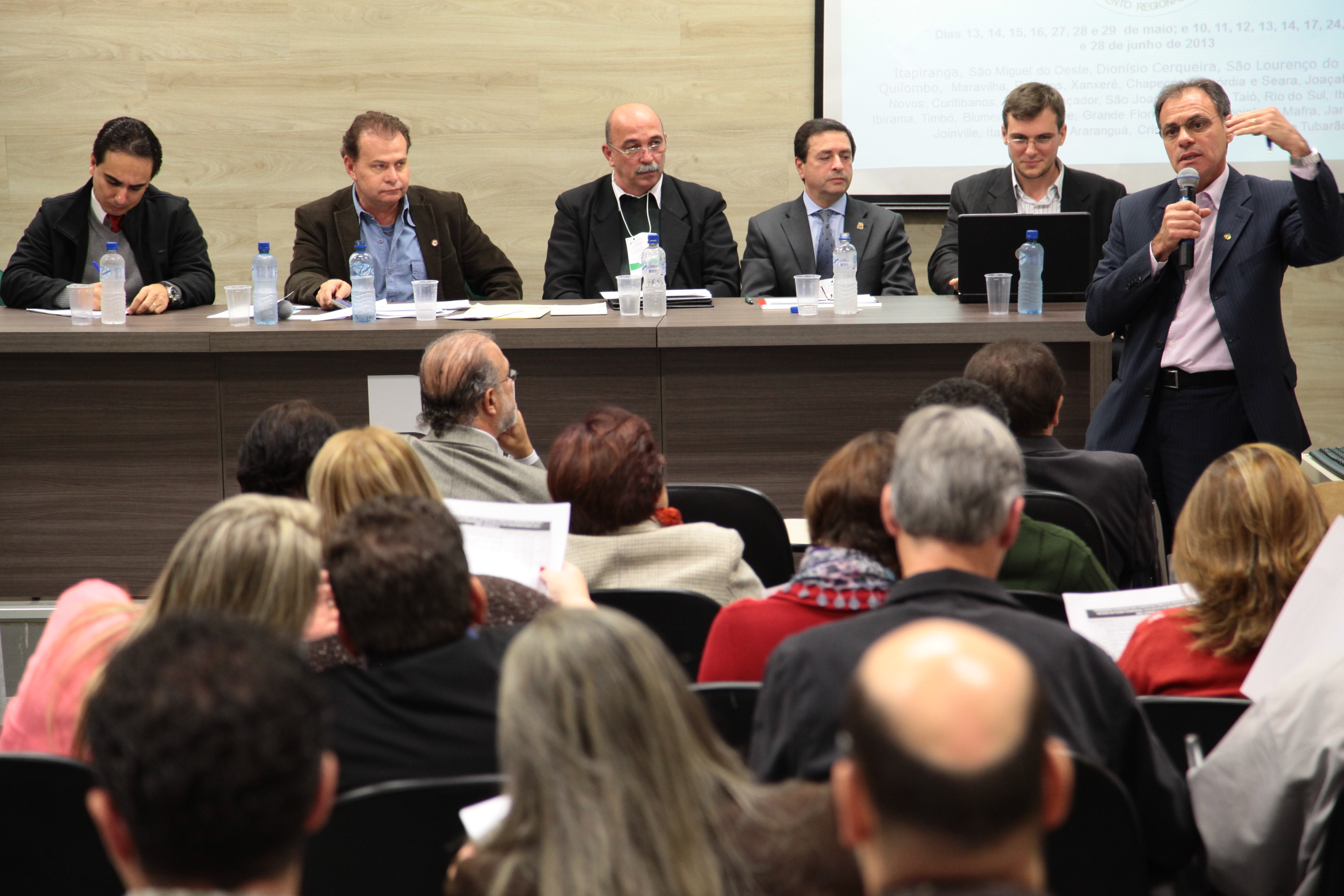 Audiência Pública do Orçamento Regionalizado em Joinville. Foto: Miriam Zomer