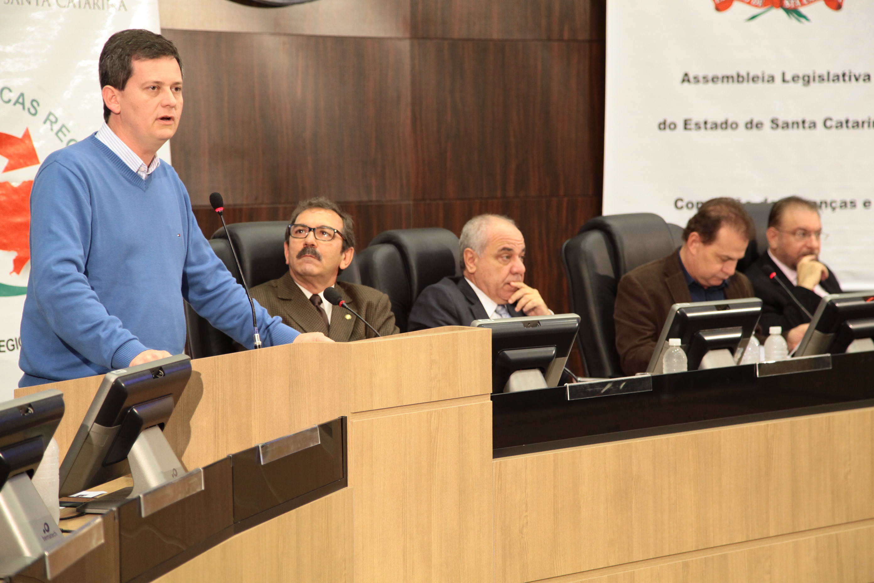 Audiência Pública do Orçamento Regionalizado em Itajaí. Deputado Jean Kulman. Foto: Miriam Zomer