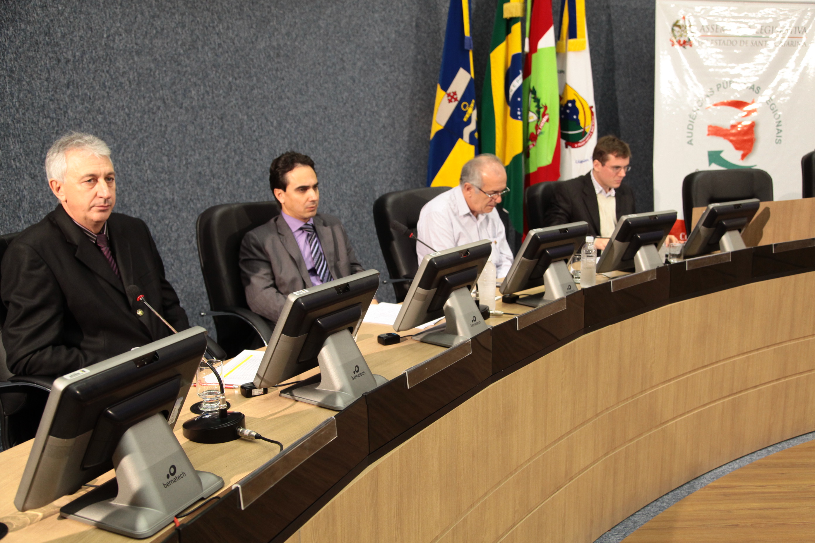 Audiência Pública do Orçamento Regionalizado em Itajaí. Foto: Miriam Zomer