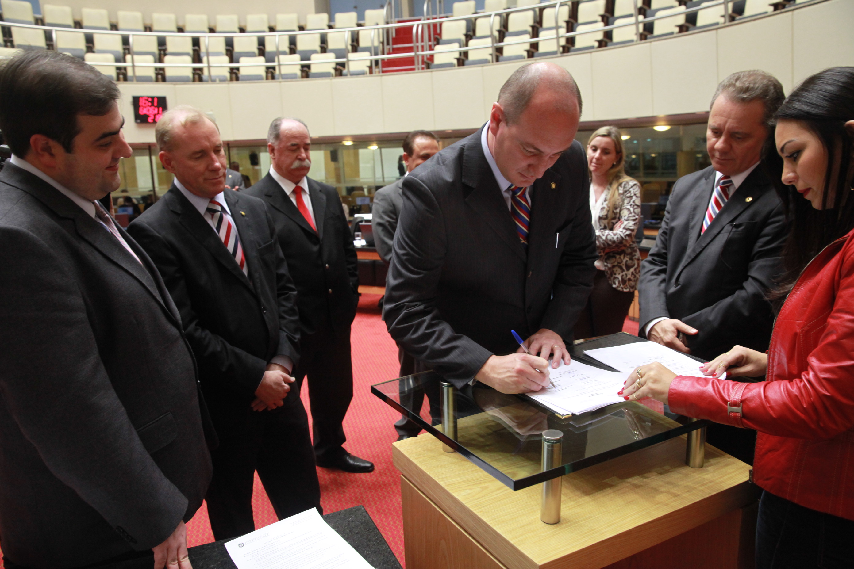 Sessão Ordinária - Plenário Osni Régis - Foto: Lucas Gabriel Diniz