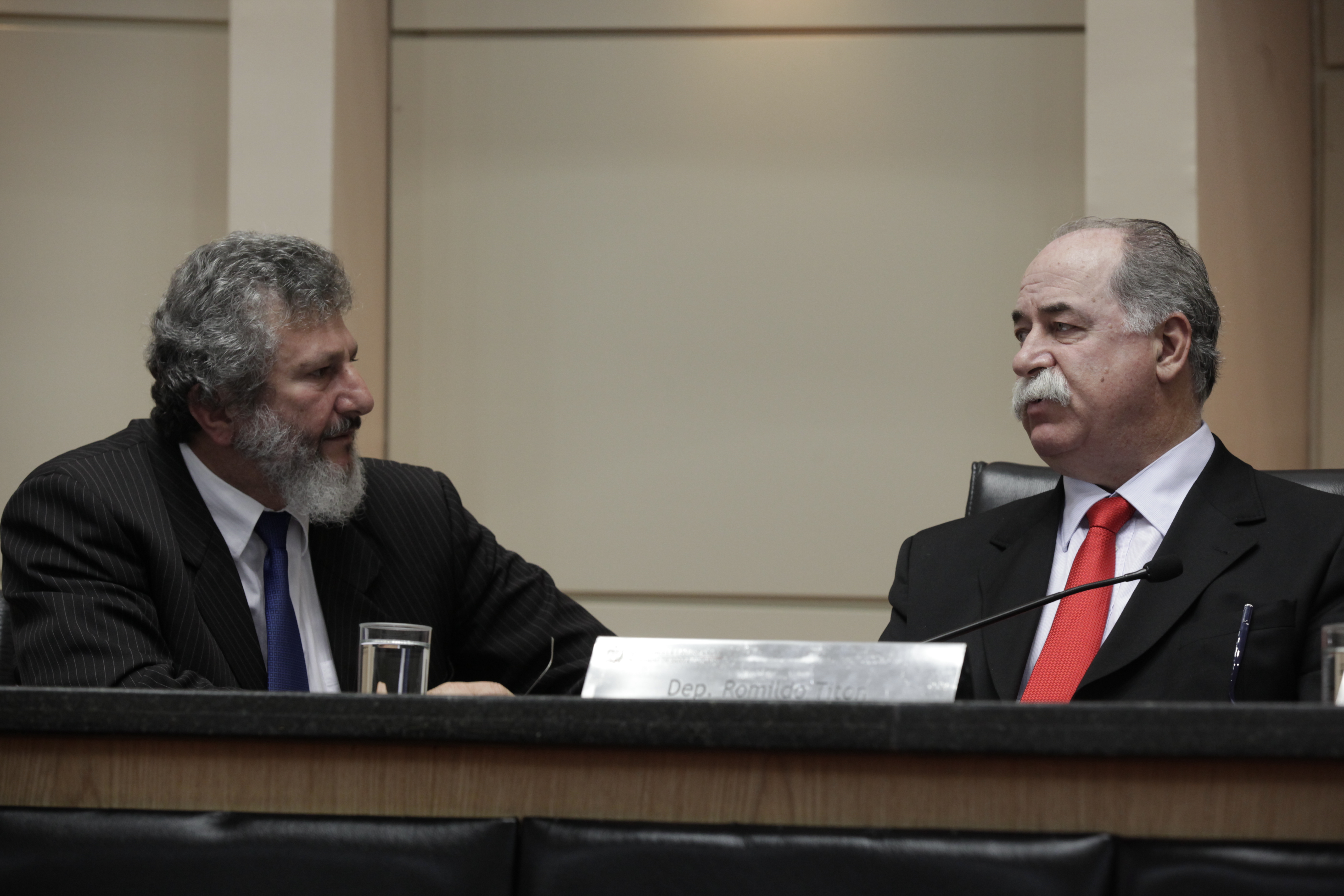 Sessão Ordinária - Plenário Osni Régis. Foto: Carlos Kilian