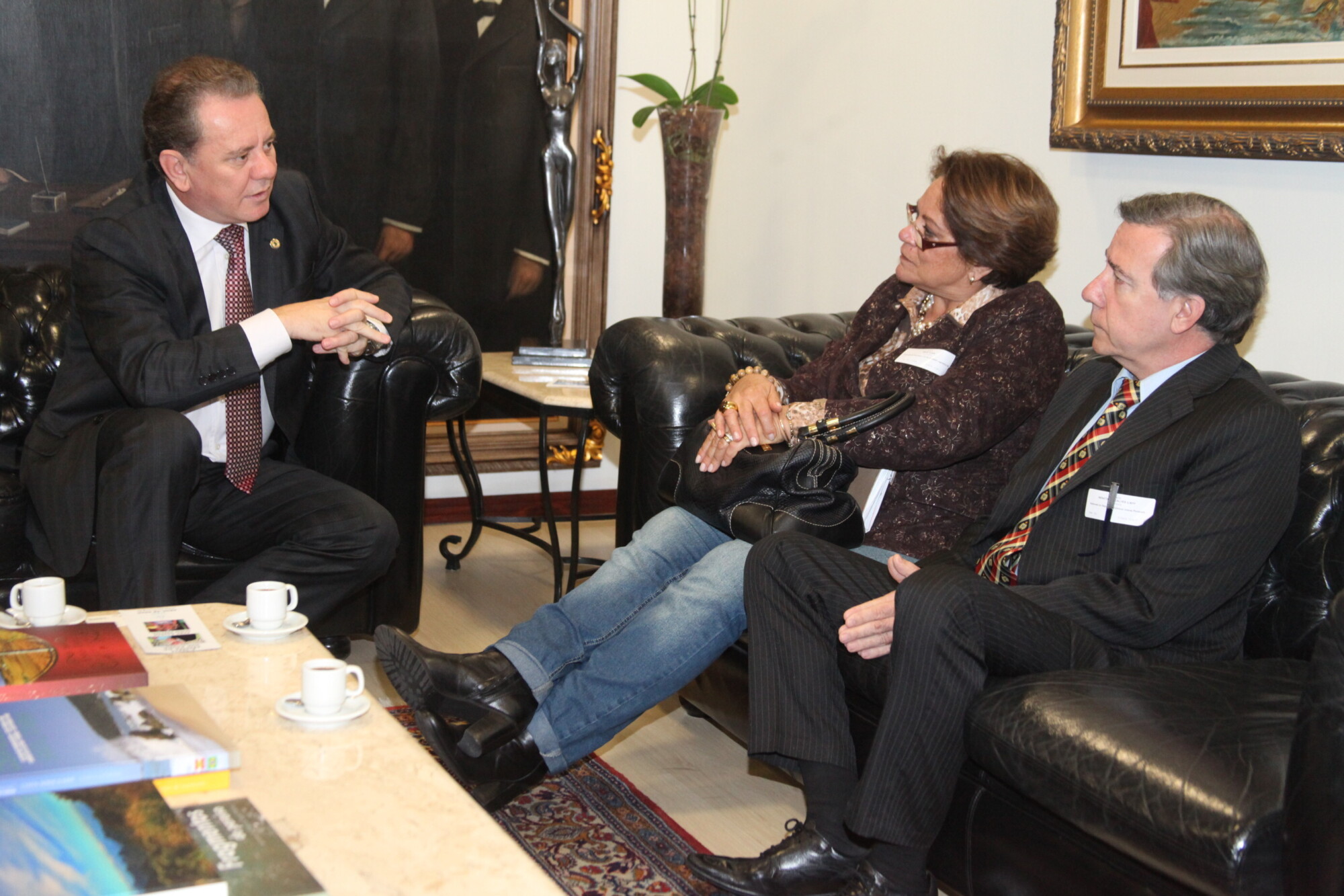 Presidente da ALESC recebe cônsul da bulgária e vice-presidente da Serte