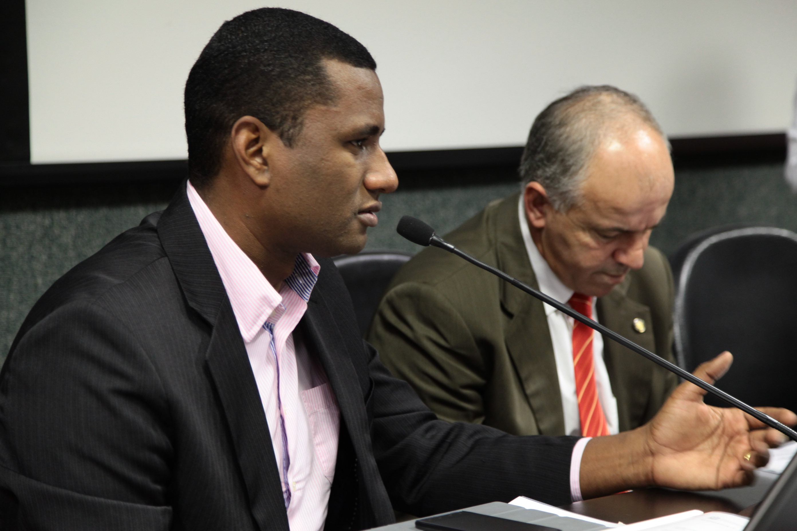 Reunião da Comissão de Saúde. Deputado Sandro Silva. Foto: Miriam Zomer