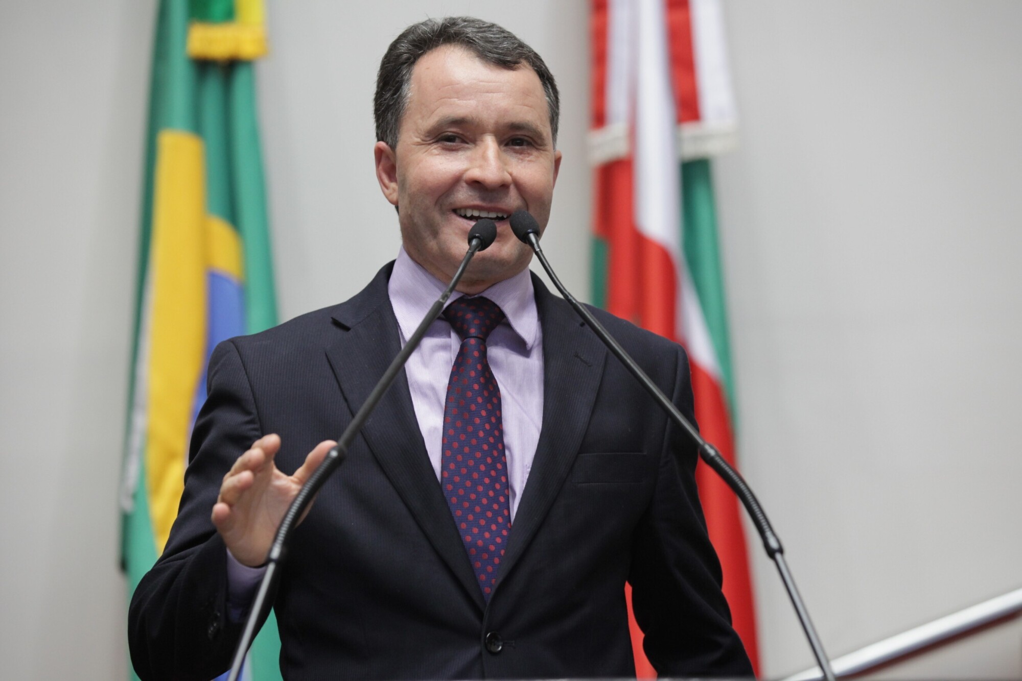Darci de Matos se licencia por 60 dias e Ciro Roza retorna à Assembleia