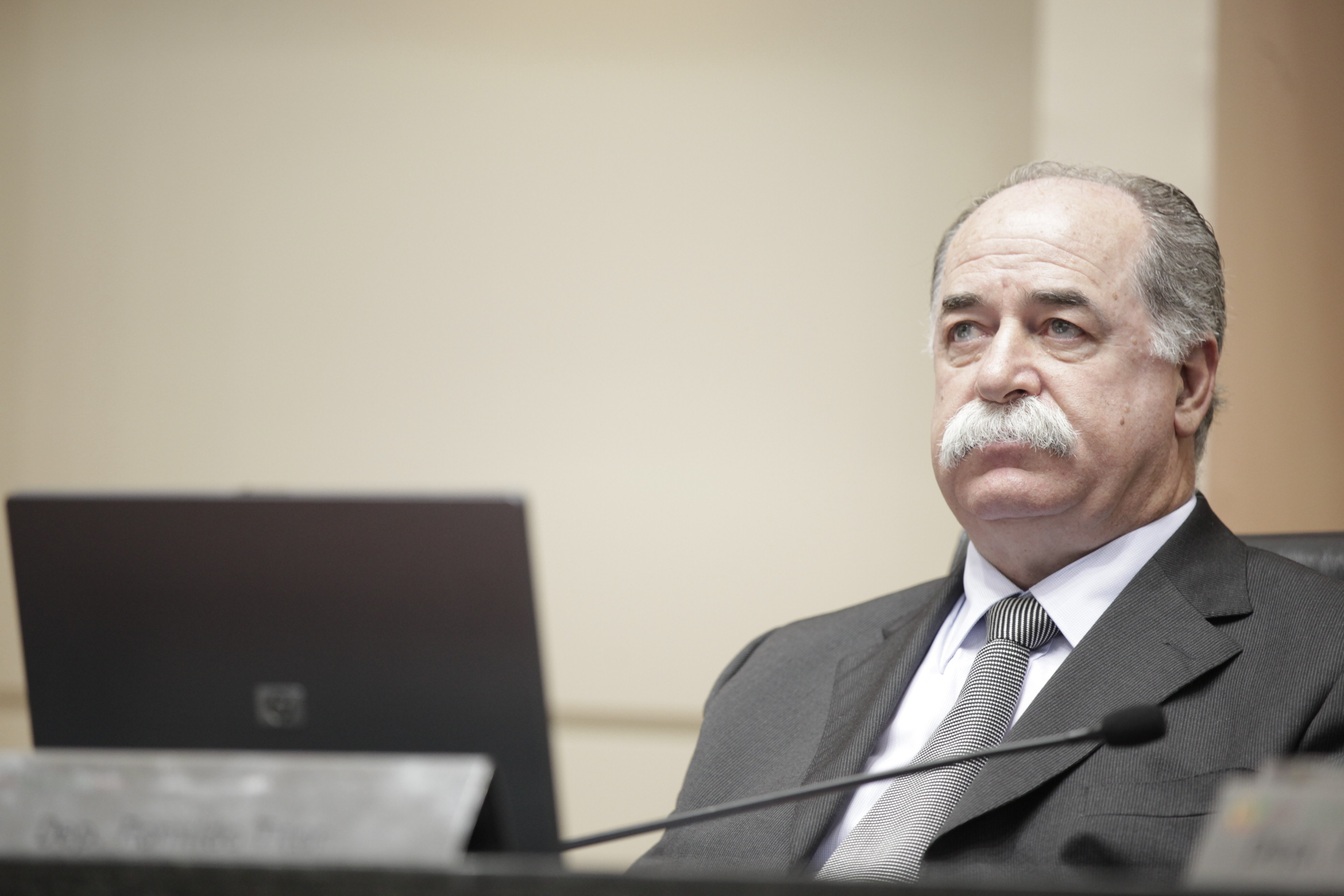 Sessão Ordinária - Plenário Osni Régis - Deputado: Romildo Titon (PMDB) - Foto: Carlos Killian