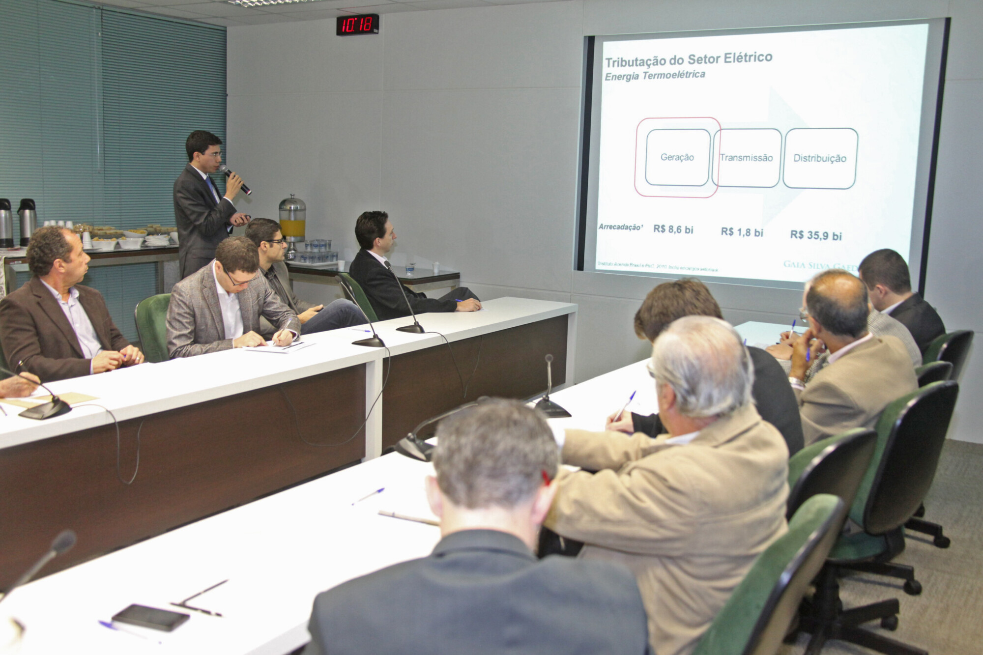Fiesc discute incentivos fiscais para geração de energia a partir do carvão