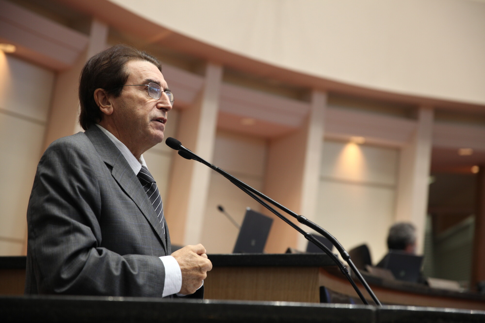 Antonio Aguiar propõe internação compulsória de dependentes químicos