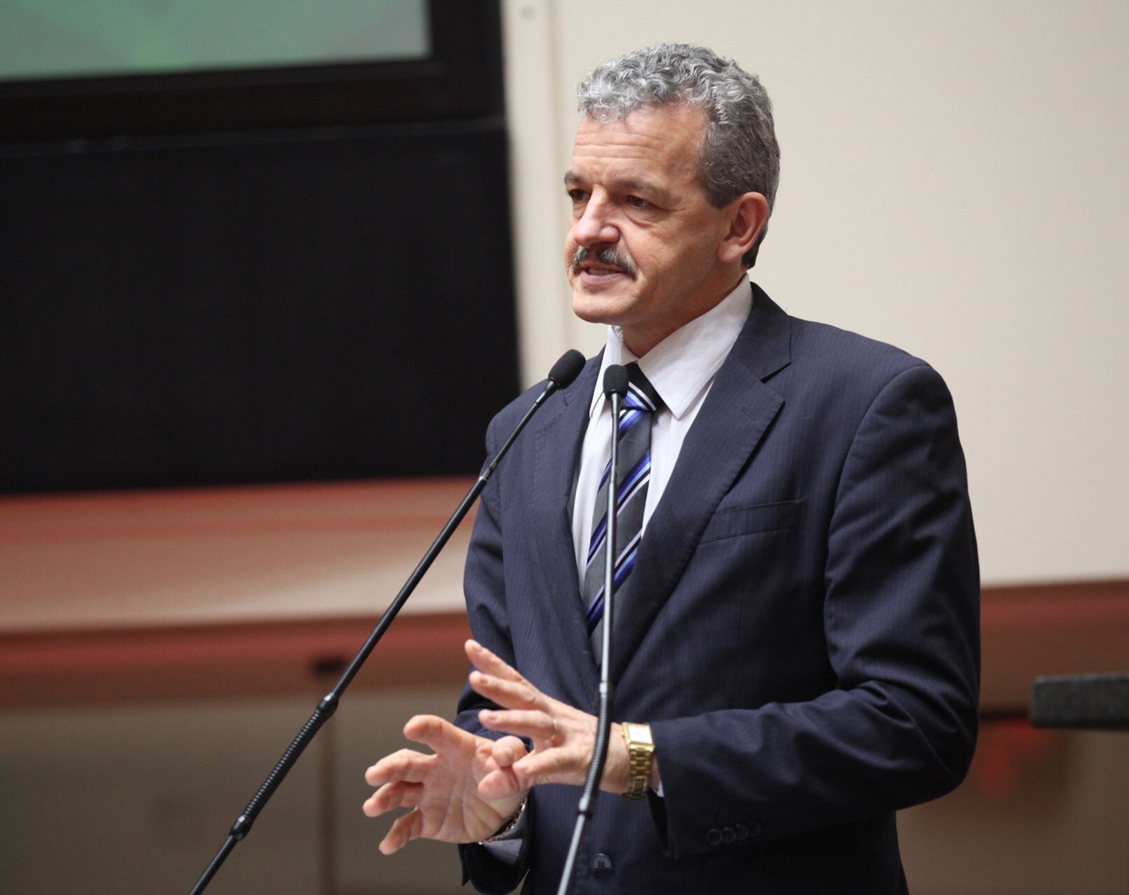 Parlamentar propõe auditoria nas contas do Fundo Social