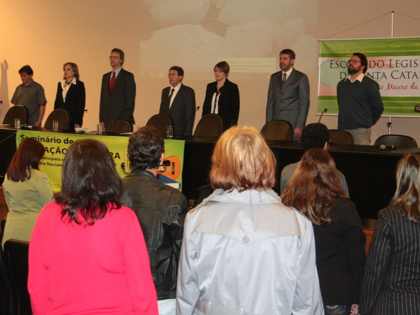 Seminário debate educação e cultura