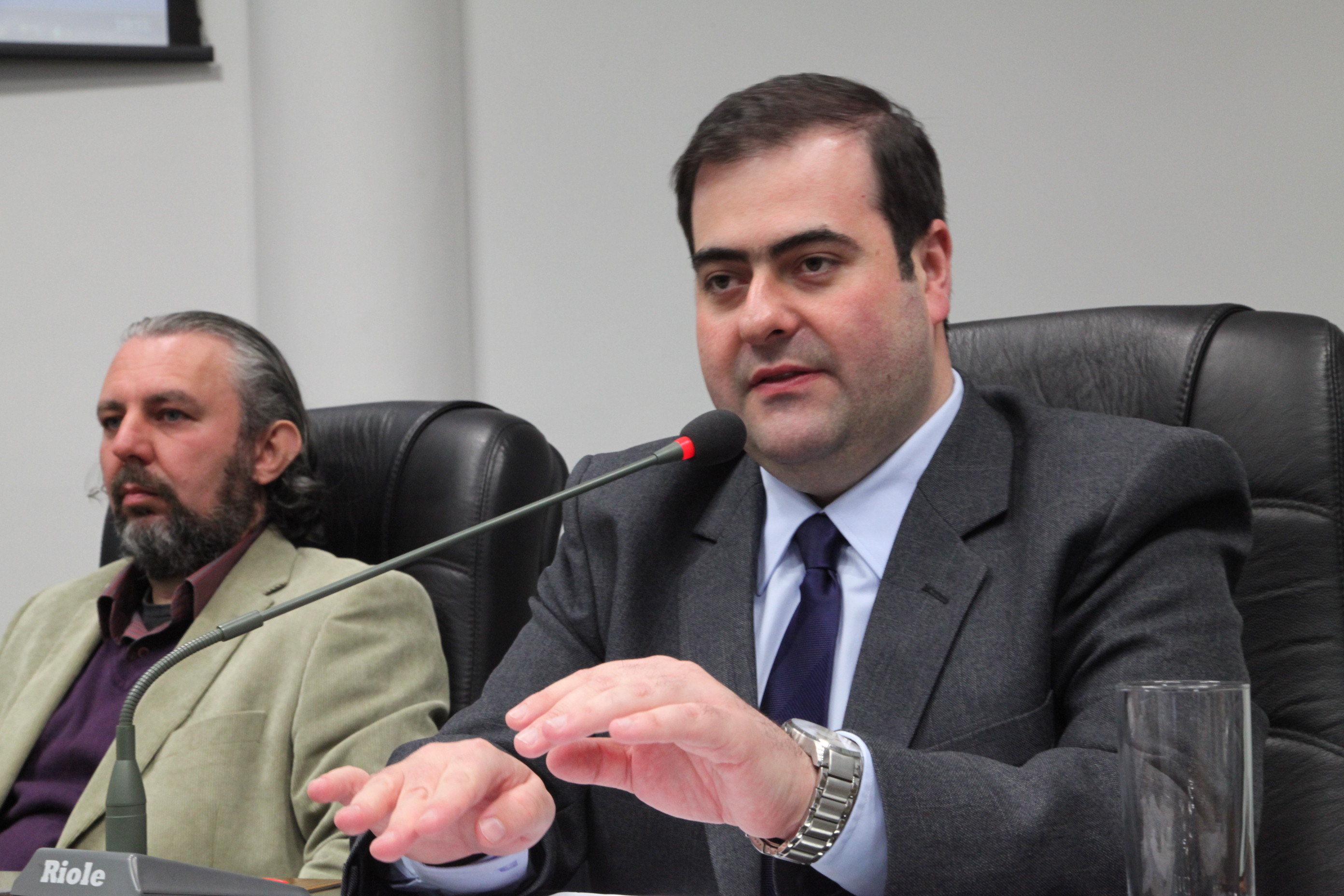 Deputado Carlos Chiodini (PMDB) - Audiência Pública da Comissão de Educação em Joinville - Artigo 170