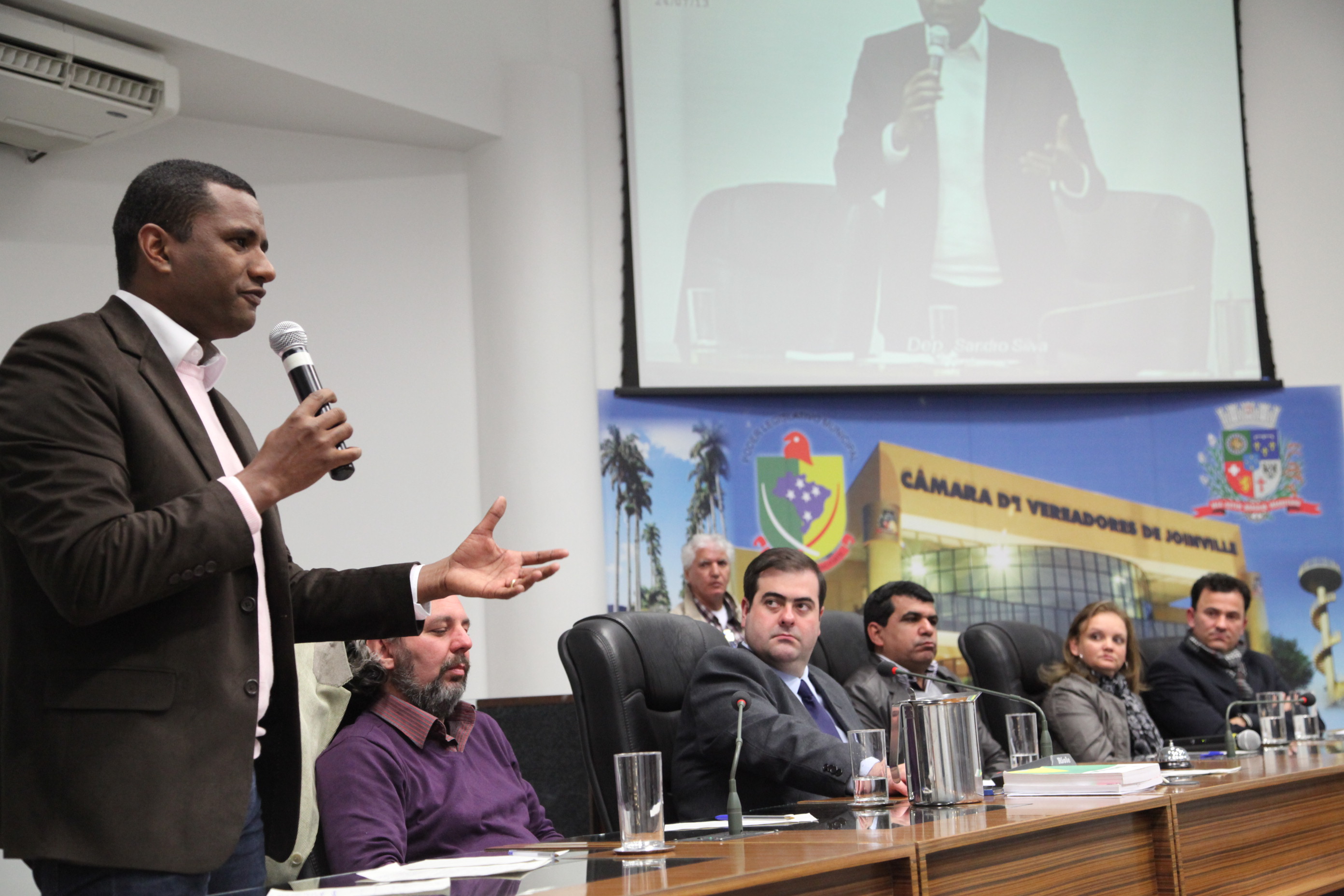 Deputado Sandro Silva - Audiência Pública da Comissão de Educação em Joinville - Artigo 170