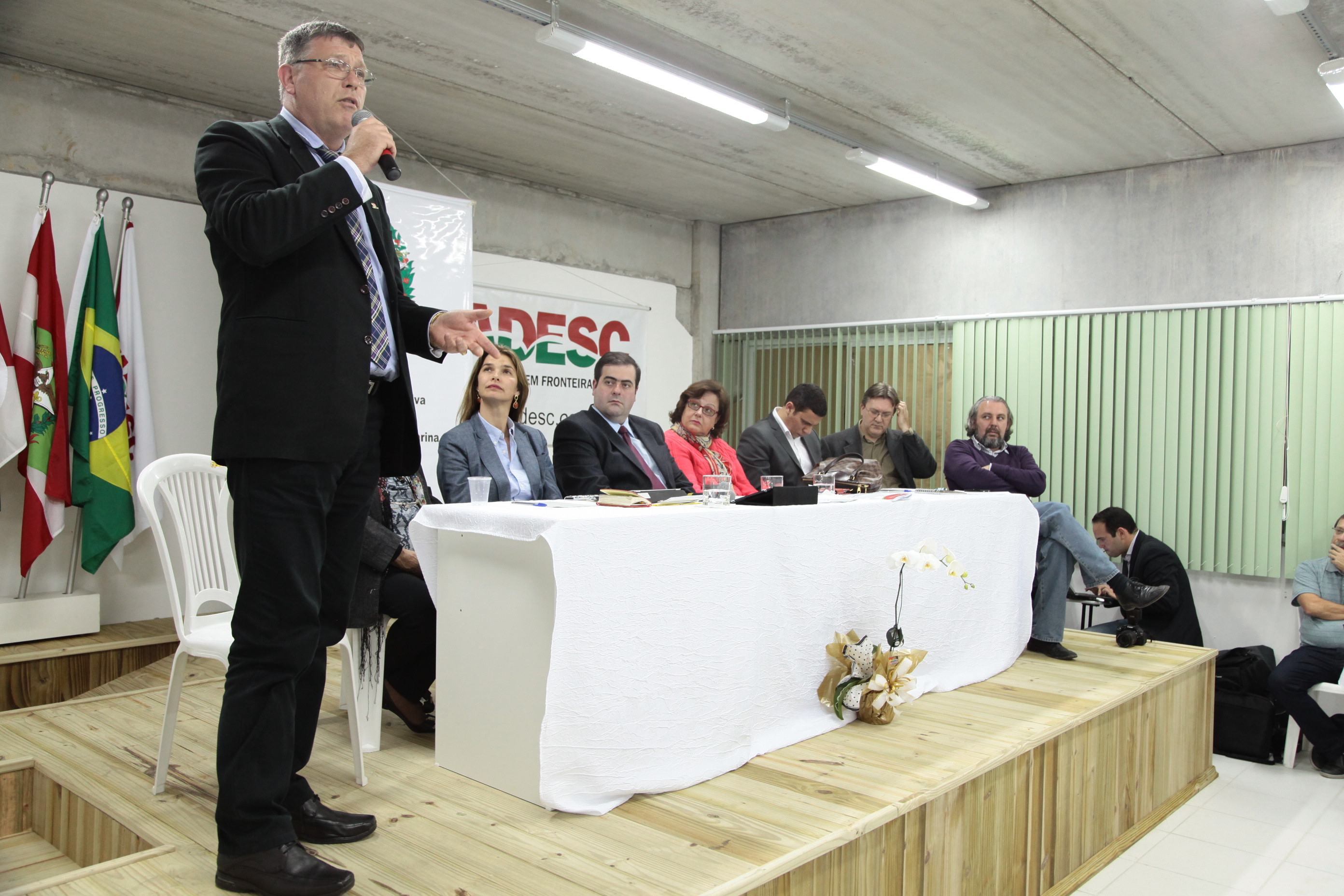 Audiência Pública da Comissão de Educação no município de Palhoça. Foto: Miriam Zomer