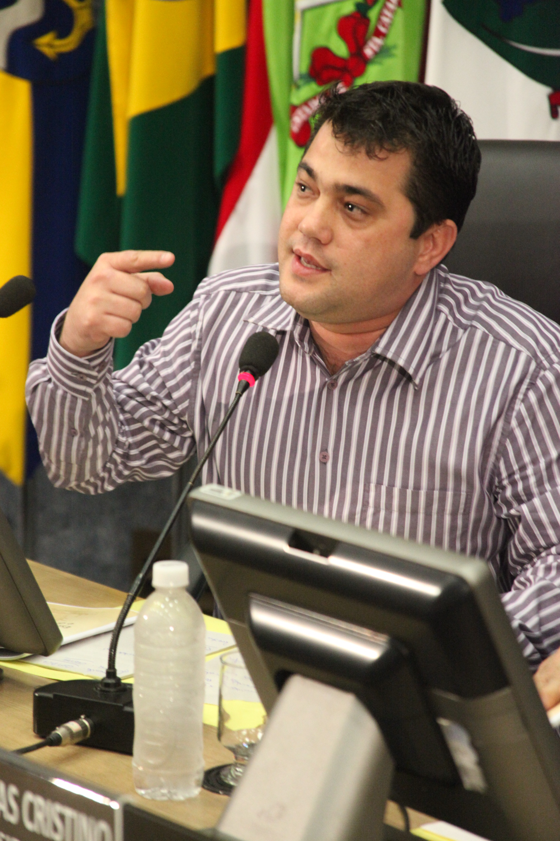 Comissão de Defesa dos Direitos da Criança e do Adolescente promove em Itajaí audiência pública com o tema 