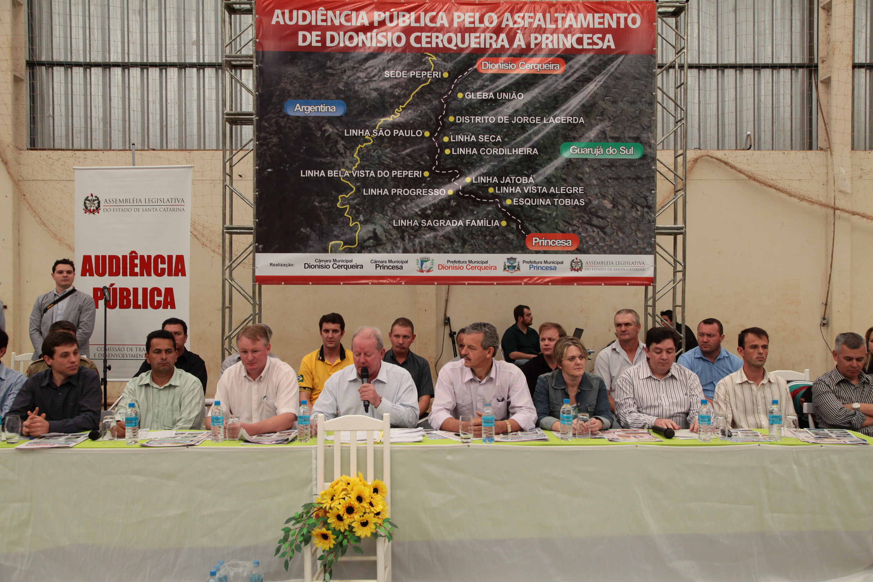 Audiência Pública da Comissão de Transportes em Dionísio Cerqueira. Foto: Miriam Zomer
