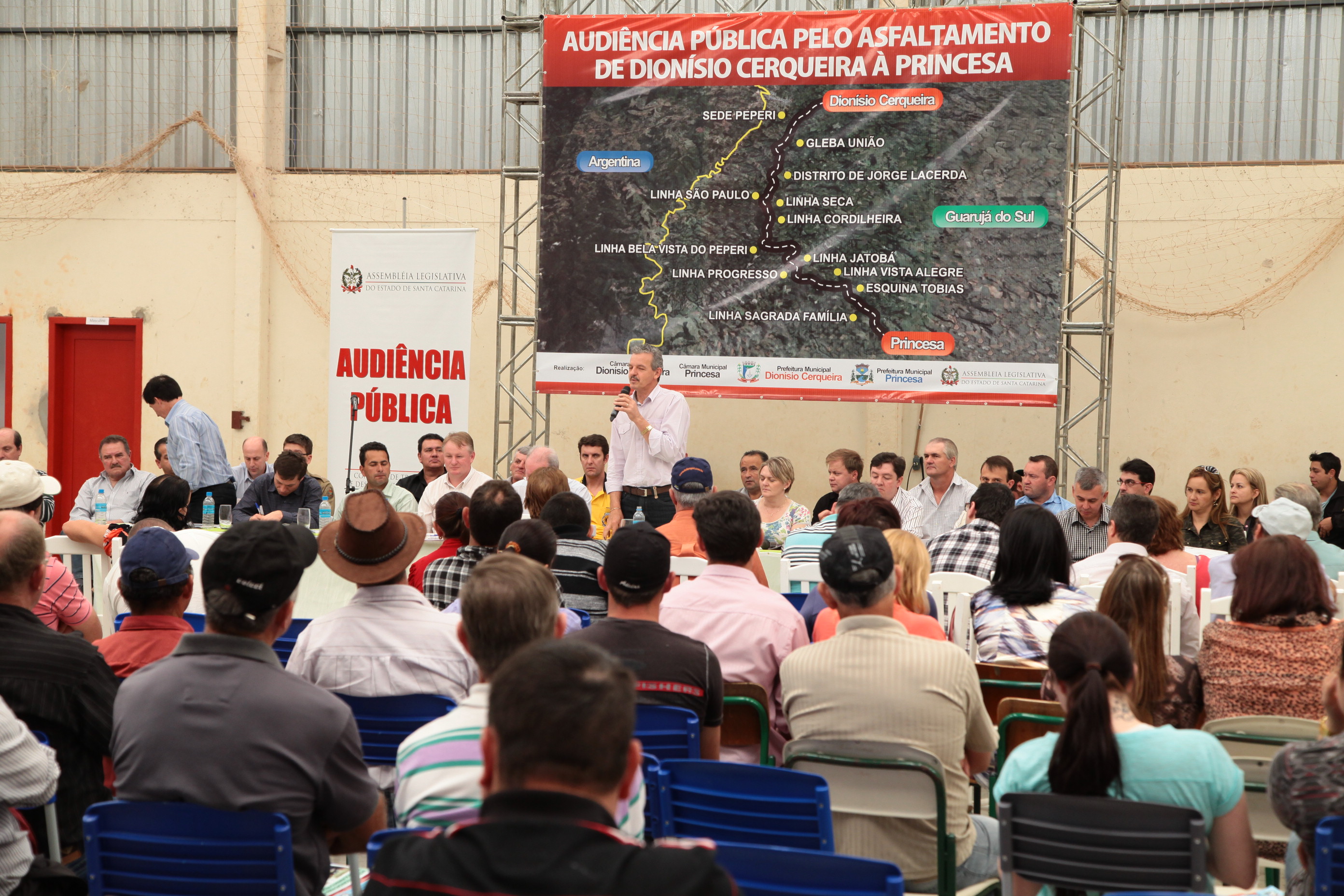 Audiência Pública da Comissão de Transportes em Dionísio Cerqueira. Foto: Miriam Zomer