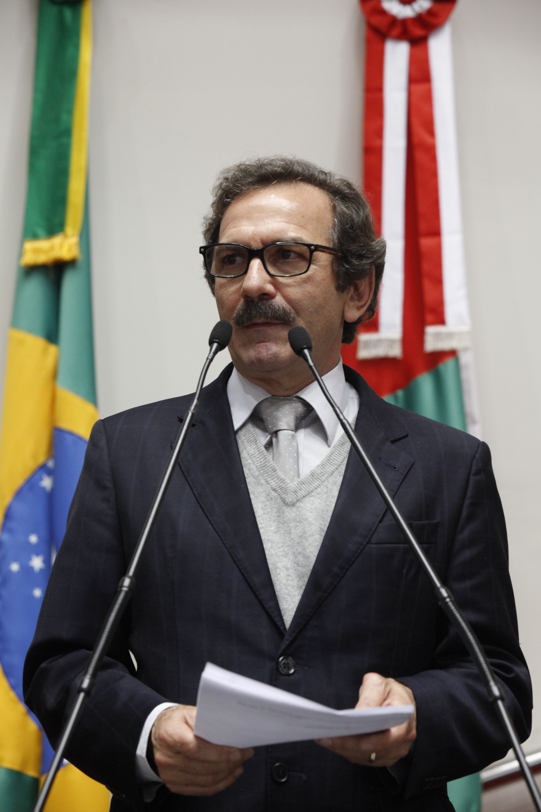 Sessão Ordinária - Plenário Osni Regis - Deputado: Serafim Venzon (PSDB) - Foto: Carlos Kilian