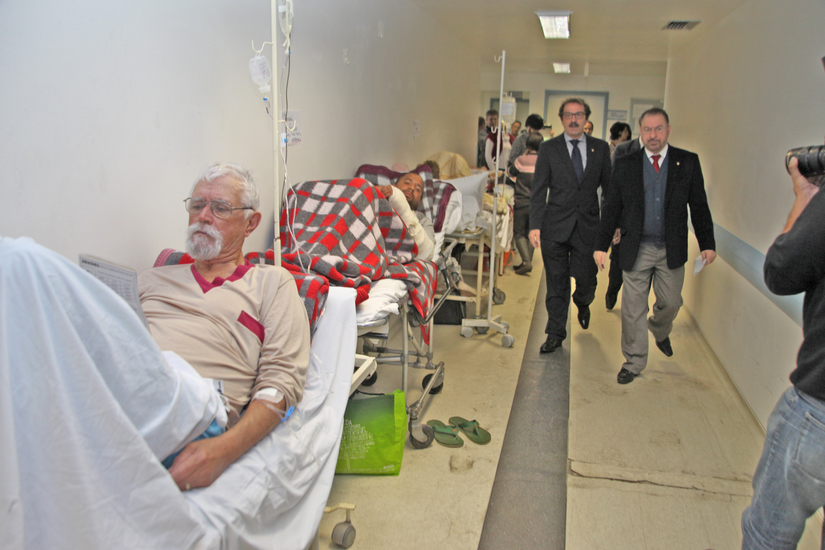 Deputados da Comissão de Saúde fazem vistoria no Hospital Regional. Foto: Fábio Queiroz