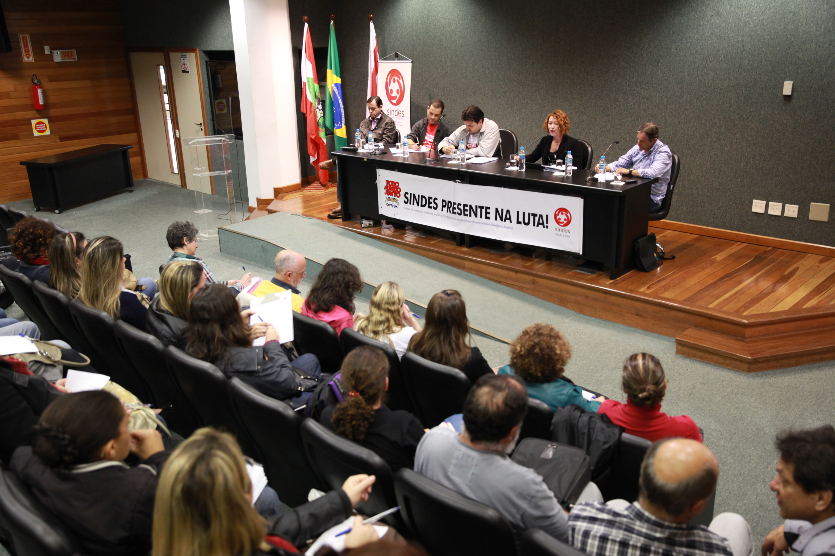 Debate – Sindes