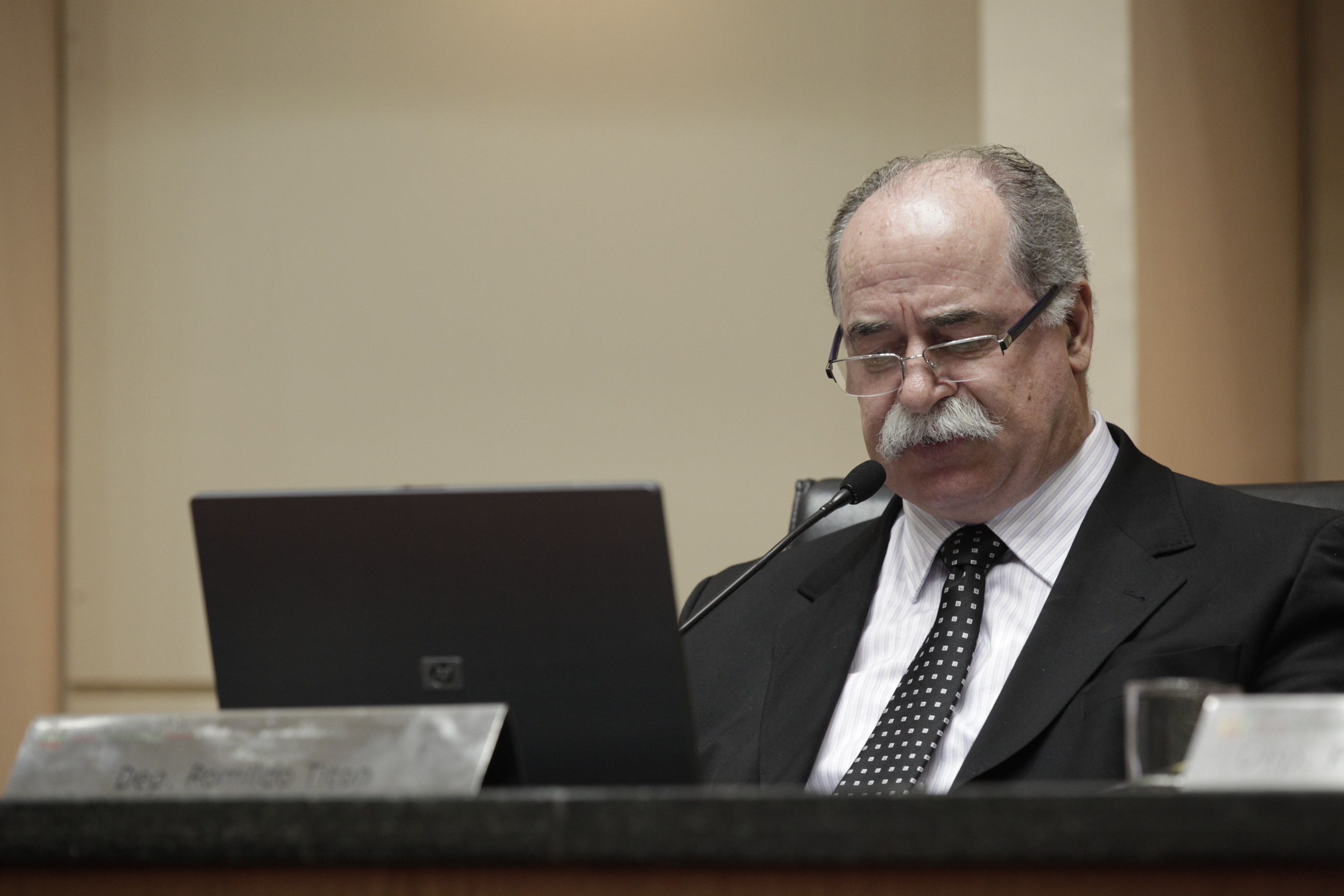 Sessão Ordinária - Plenário Osni Régis - Deputado: Romildo Titon (PMDB) - Foto: Carlos Kilian