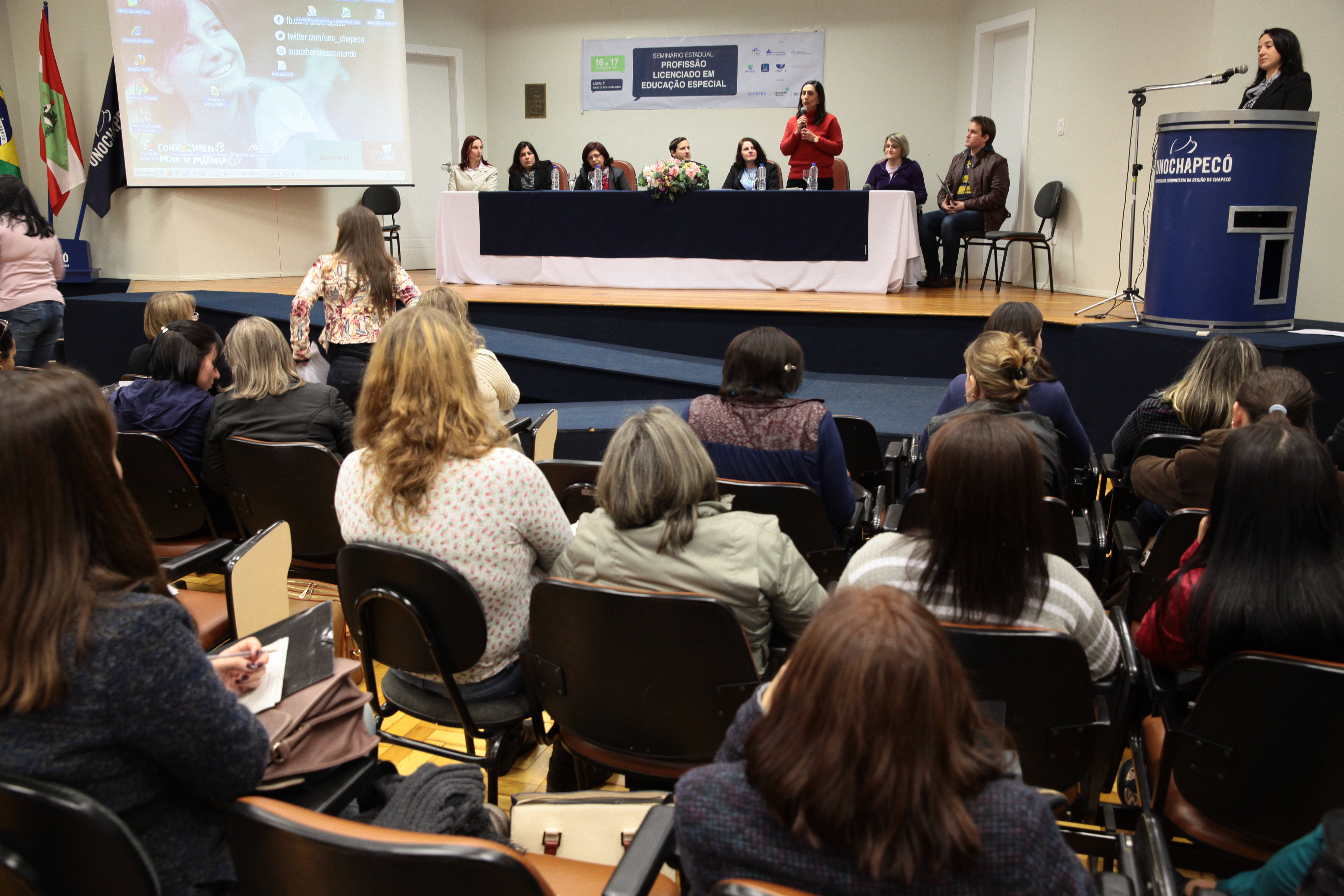 Seminário Estadual: Profissão Licenciado em Educação Especial em Chapecó. Foto: Miriam Zomer