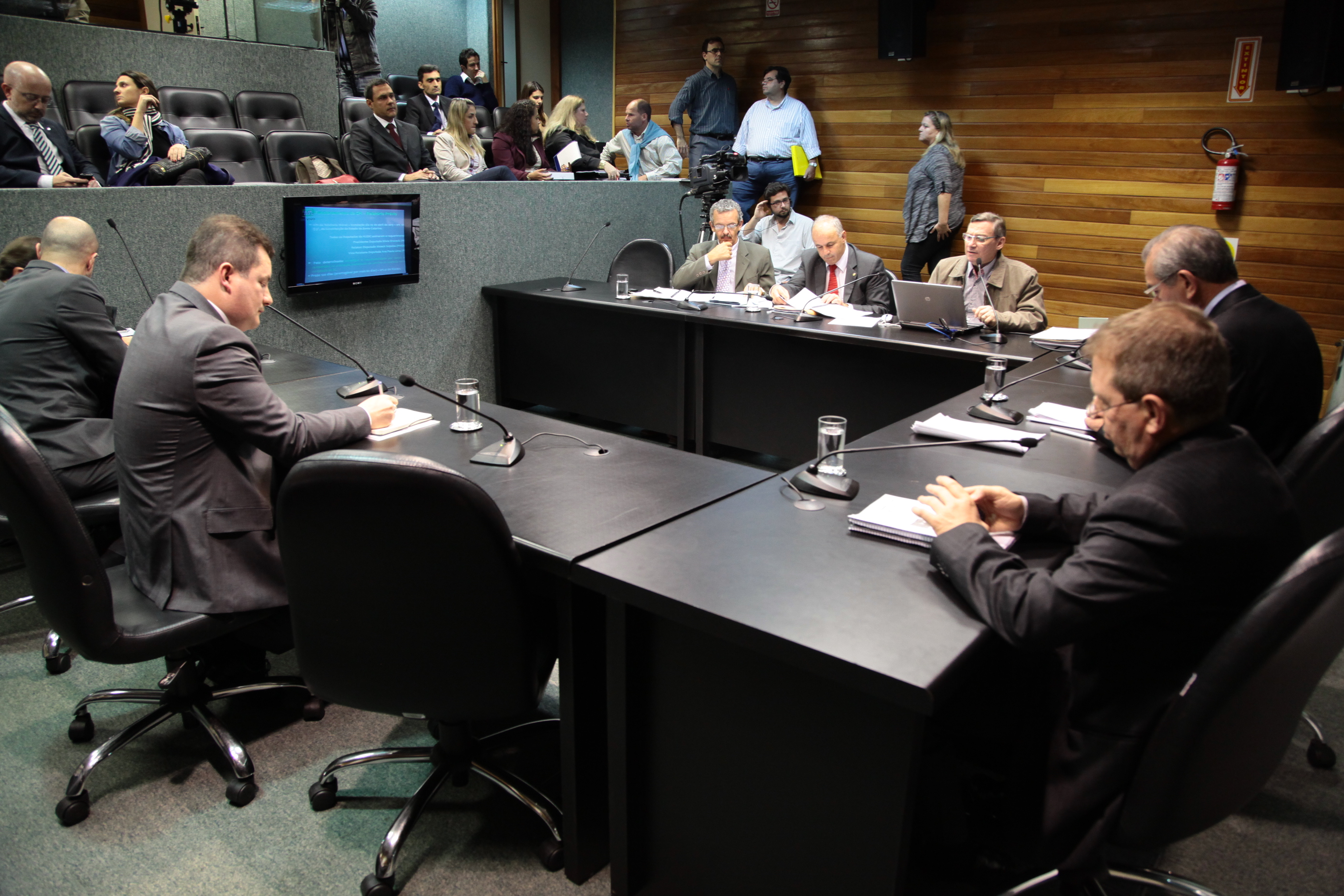 Reunião Ordinária da Comissão Parlamentar de Inquérito da CPI da Telefonia Móvel no Estado de Santa Catarina. Foto: Miriam Zomer