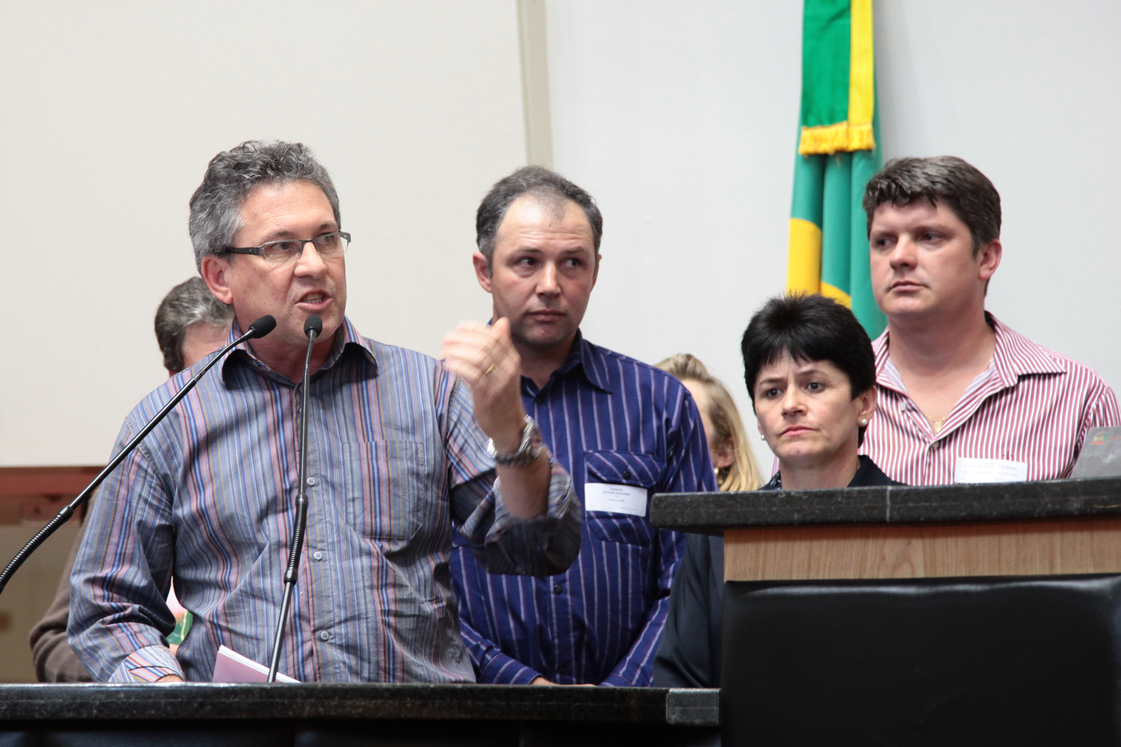 Comitiva do município de Ouro, Prefeito Vitor Facim. Foto: Miriam Zomer