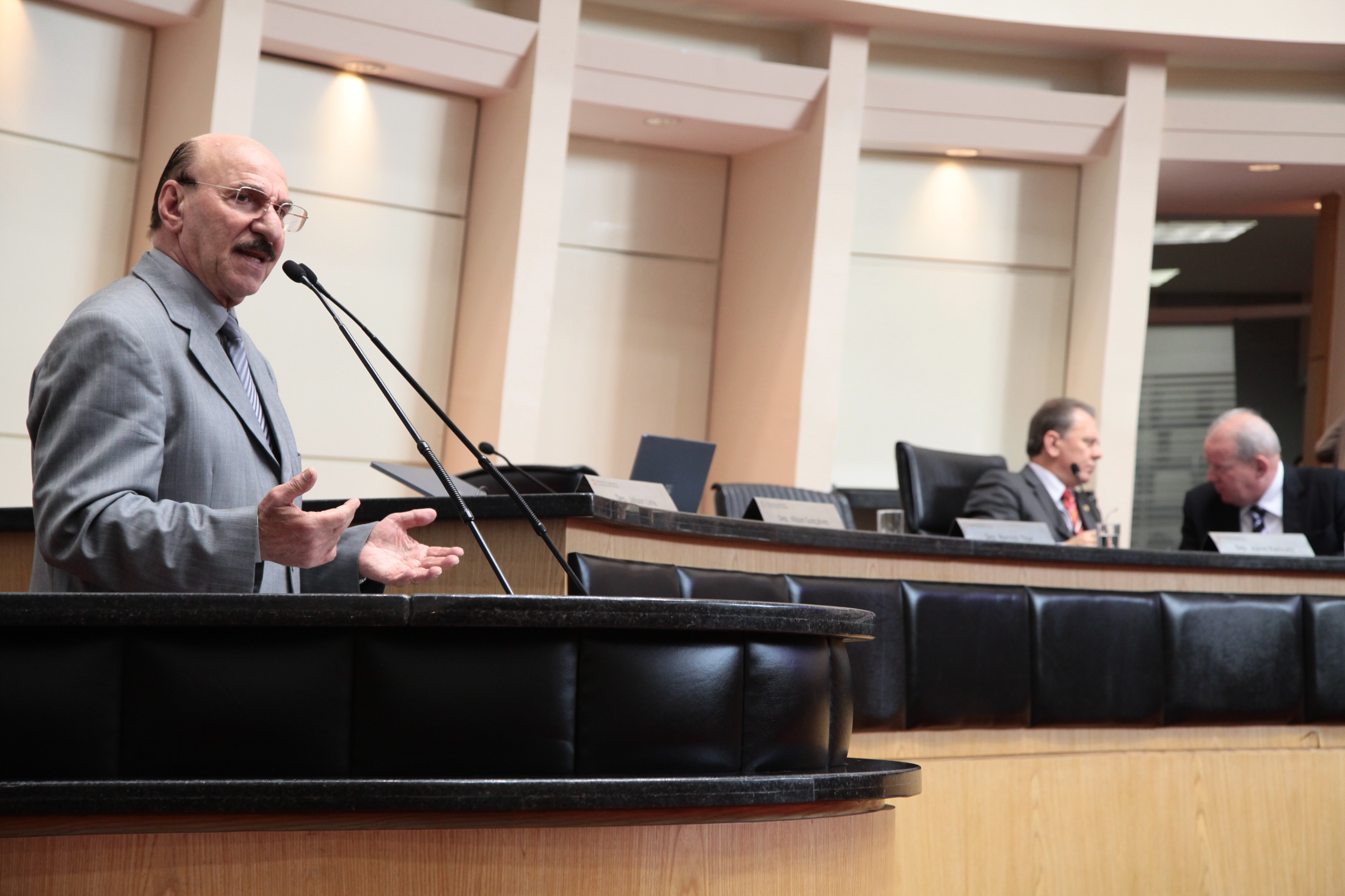 Sessão Ordinária - Plenário Osni Régis. Deputado Manoel Mota (PMDB) . Foto: Miriam Zomer