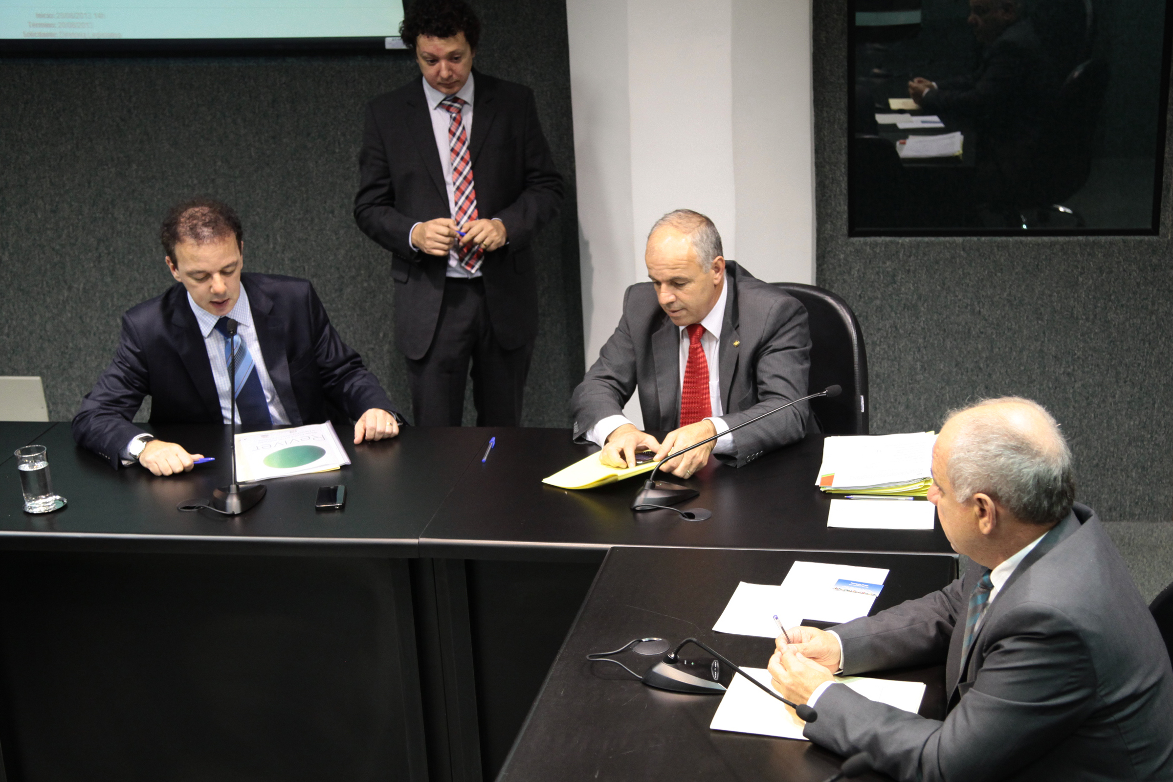 Reunião Extraordinária da Comissão de Prevenção e Combate às Drogas. Foto: Miriam Zomer