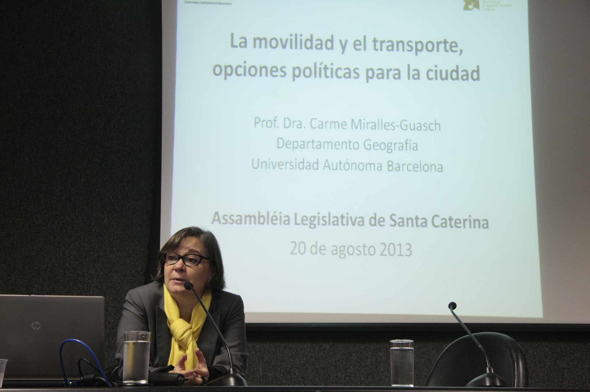 Palestra Infraestruturas e Serviços de Transporte Público no Brasil e na Europa: Soluções para financiamento, subsídios e desoneração do setor - Palestrante Profª Maria Carme Niralles Guasch.