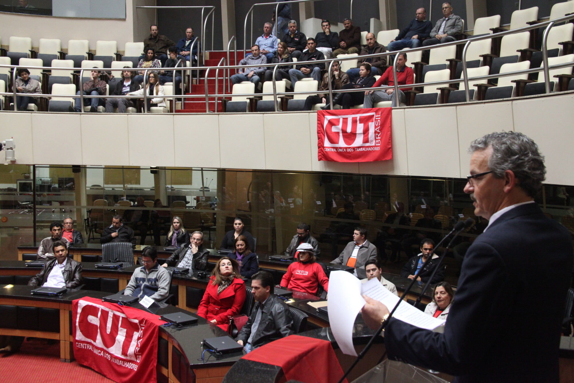 CUT-SC celebra 30 anos com sessão especial no Parlamento