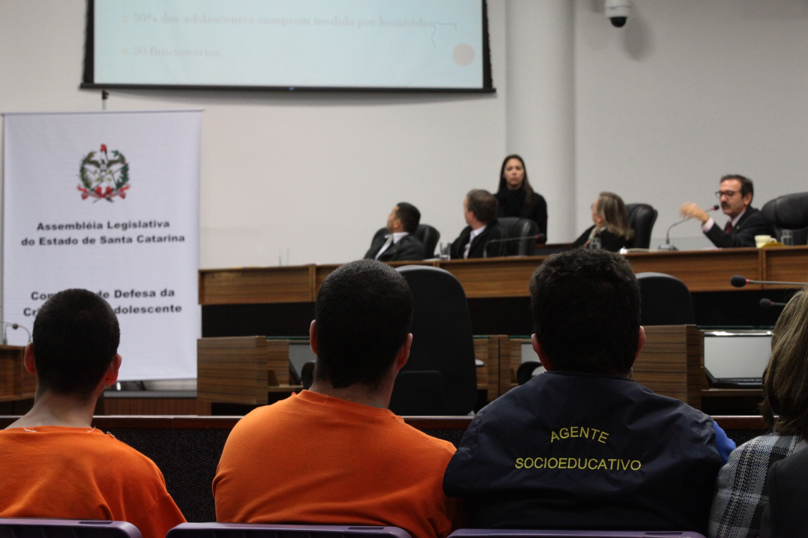 Audiência Pública da Comissão dos Direitos da Criança e do Adolescente em Joinville-SC