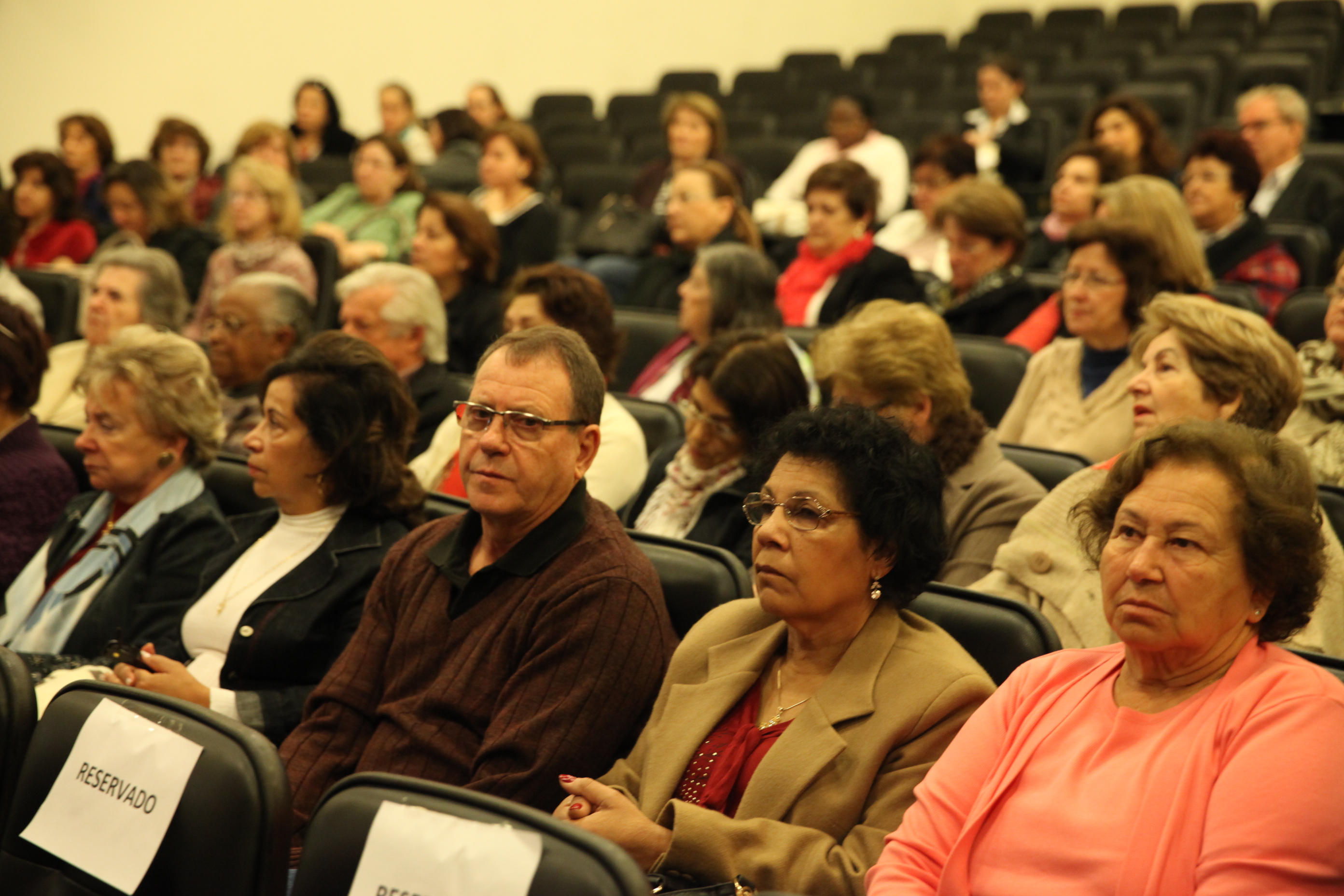 I Encontro de Profissionais do Magistério - Atividade cultural com o tema: Educação e Sociedade: cenários e desafios. Foto: Miriam Zomer