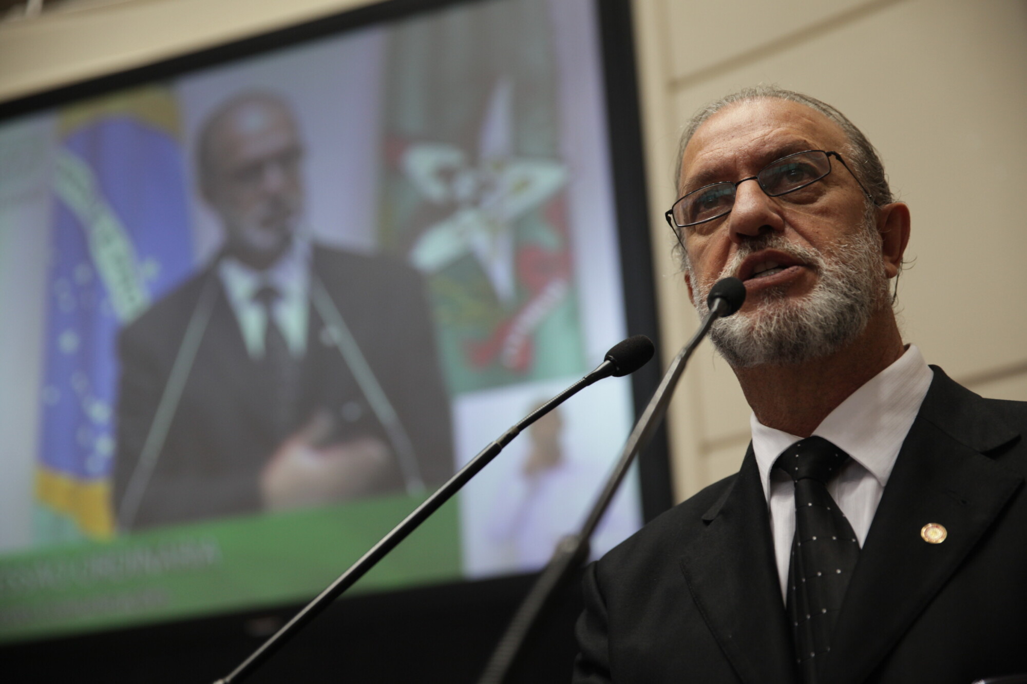Deputado defende manutenção de voto secreto para apreciação de vetos