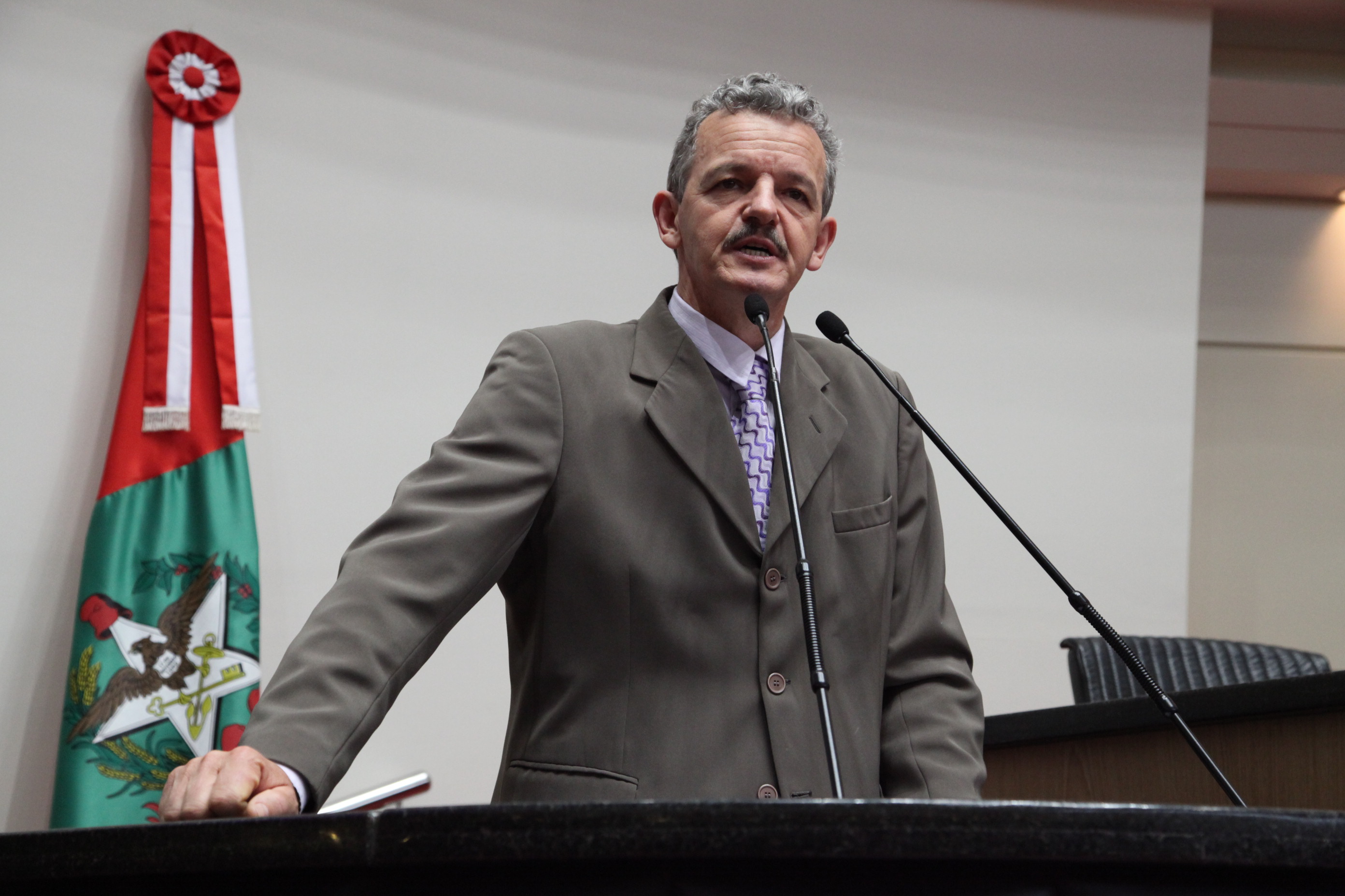 Sessão Ordinária - Plenário Osni Régis - Deputado Dirceu Dresch (PT) - Foto: Solon Soares