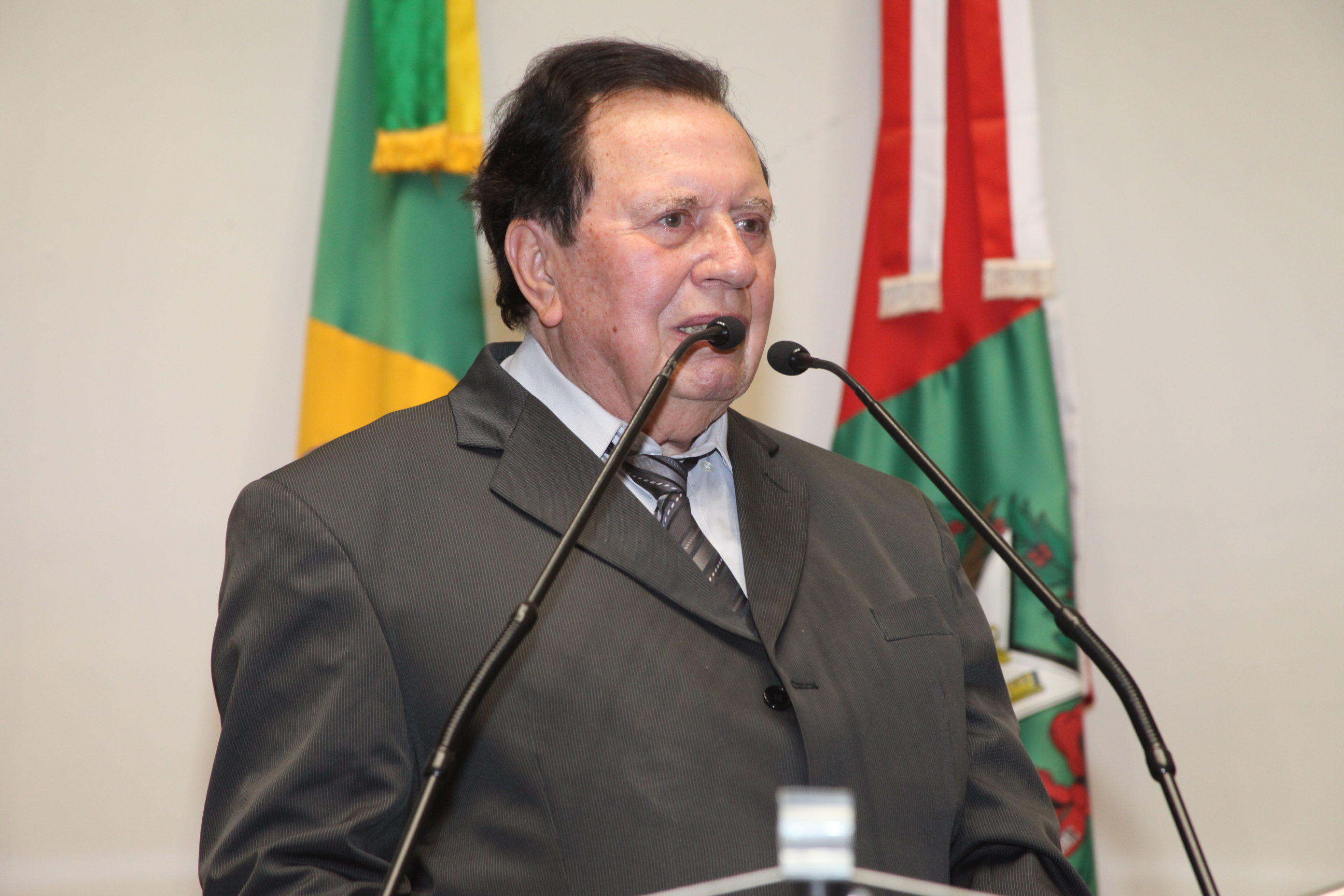Sessão Especial em homenagem ao deputado assassinado pela ditadura militar brasileira Paulo Stuart Wright, cujo mandato foi cassado pela Assembleia Legislativa de SC. Foto: Fábio Queiroz