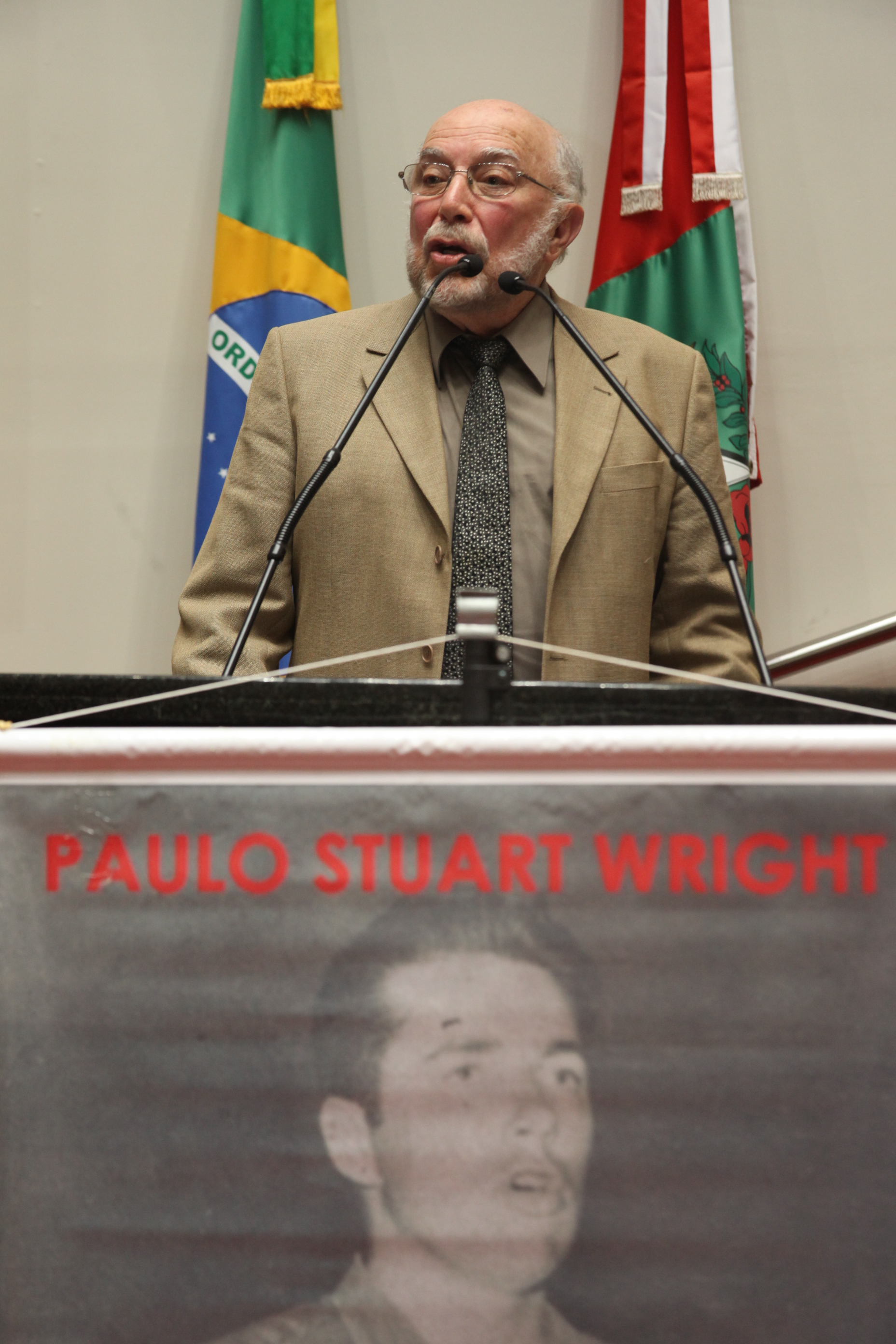 Sessão Especial em homenagem ao deputado assassinado pela ditadura militar brasileira Paulo Stuart Wright, cujo mandato foi cassado pela Assembleia Legislativa de SC. Foto: Fábio Queiroz