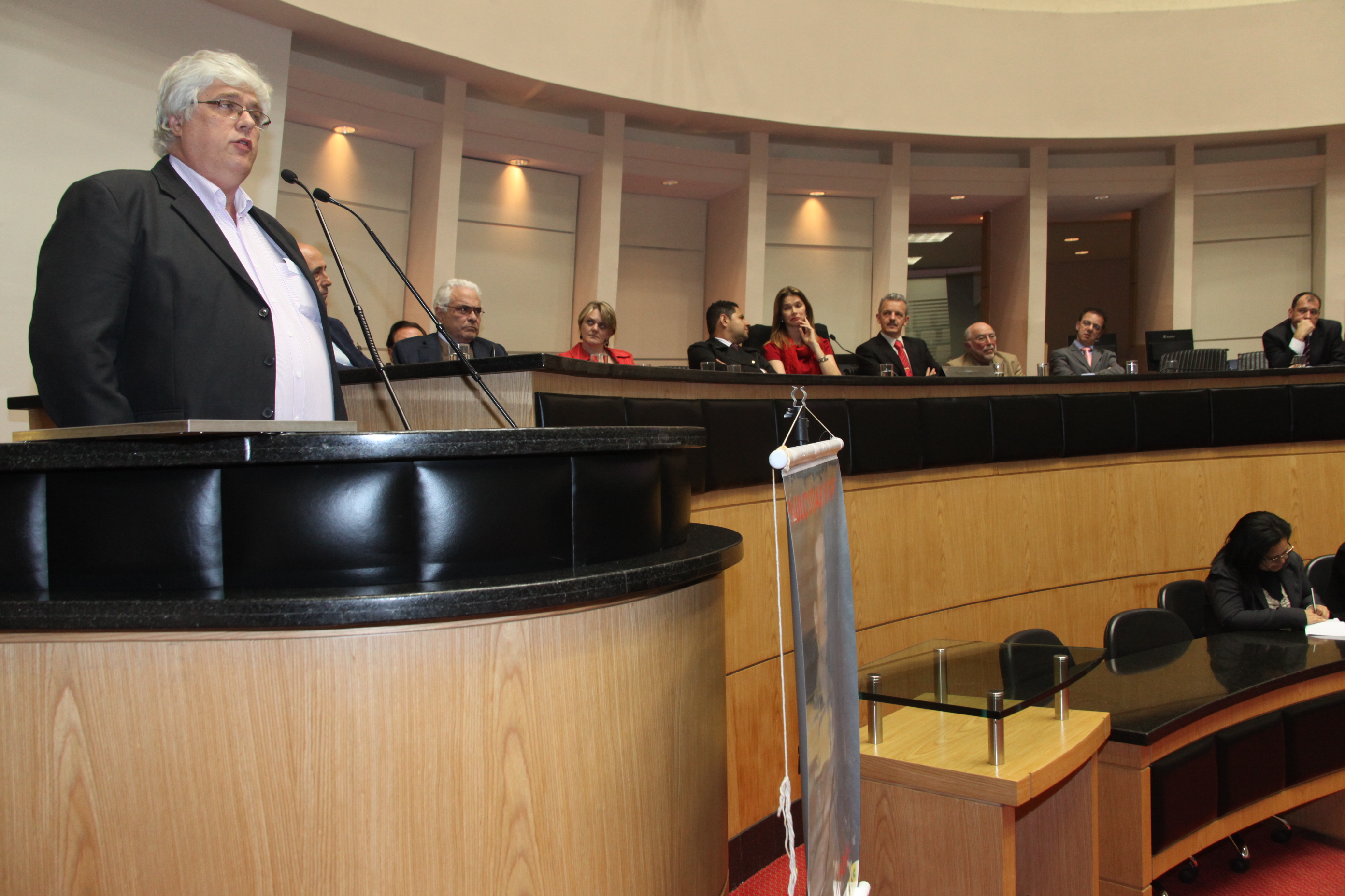 Sessão Especial em homenagem ao deputado assassinado pela ditadura militar brasileira Paulo Stuart Wright, cujo mandato foi cassado pela Assembleia Legislativa de SC. Foto: Fábio Queiroz