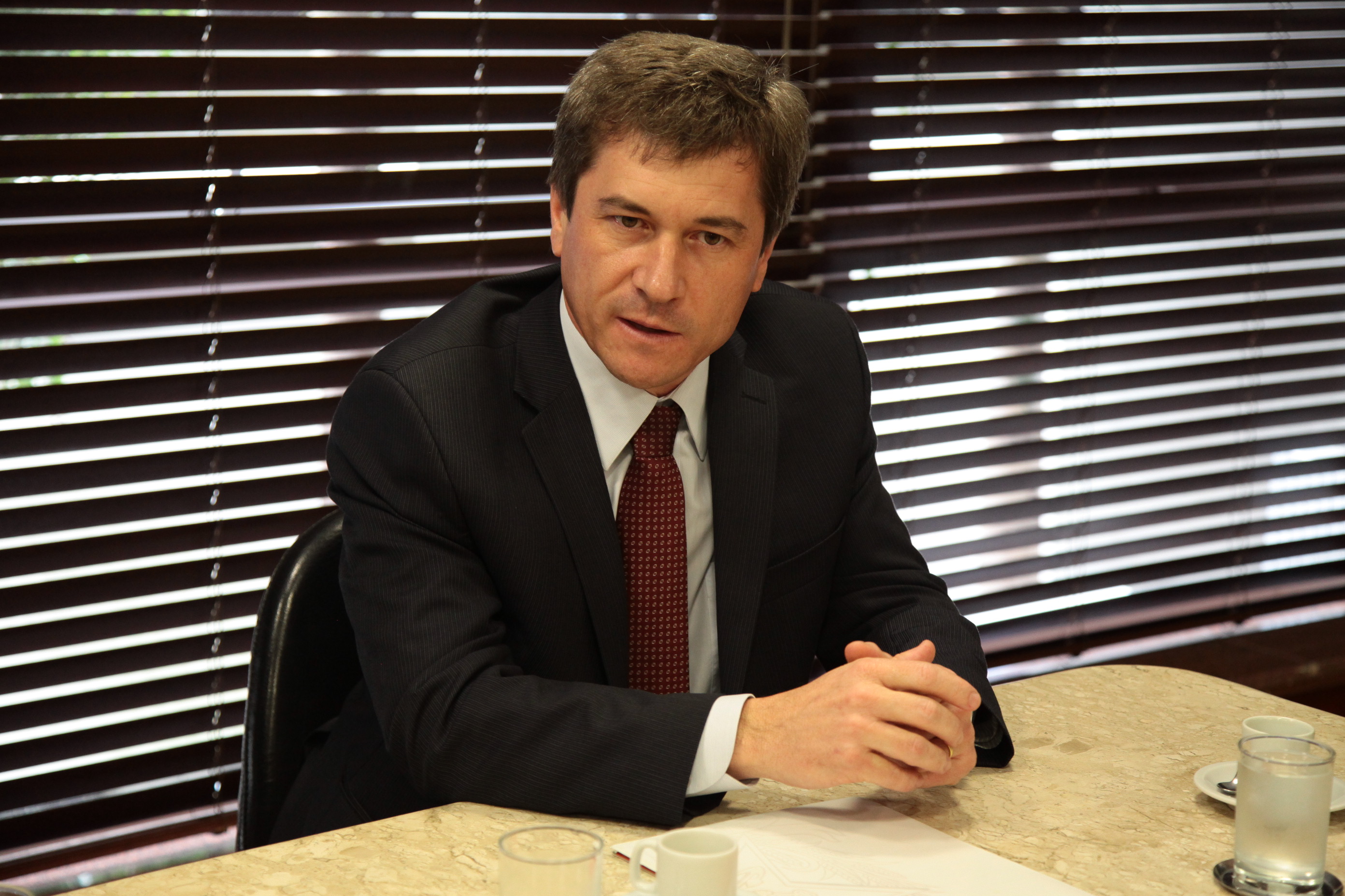 Deputado José Nei Ascari (PSD). Assinatura de convênio com o CIEE -  Alesc Inclusiva. Foto: Miriam Zomer