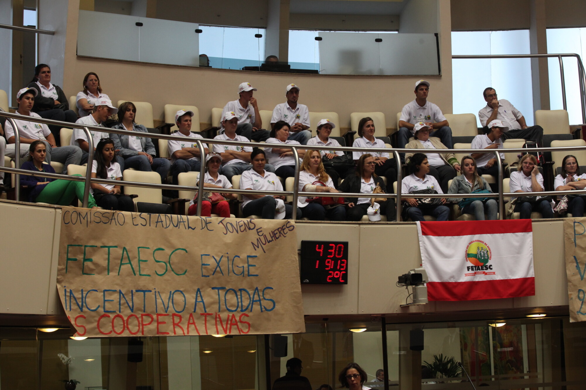 Governo retira de pauta projeto de apoio ao cooperativismo