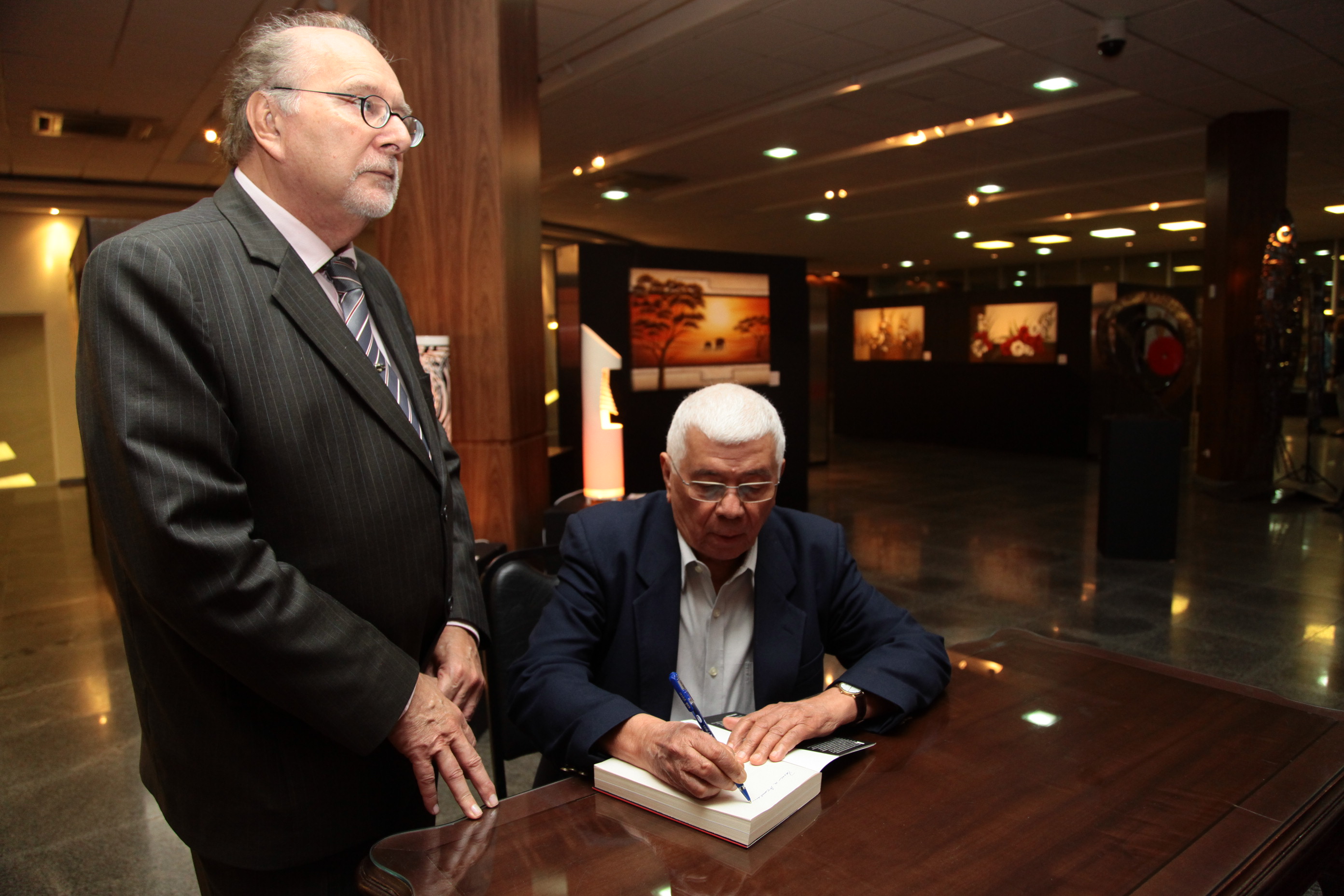 Lançamento Literário 