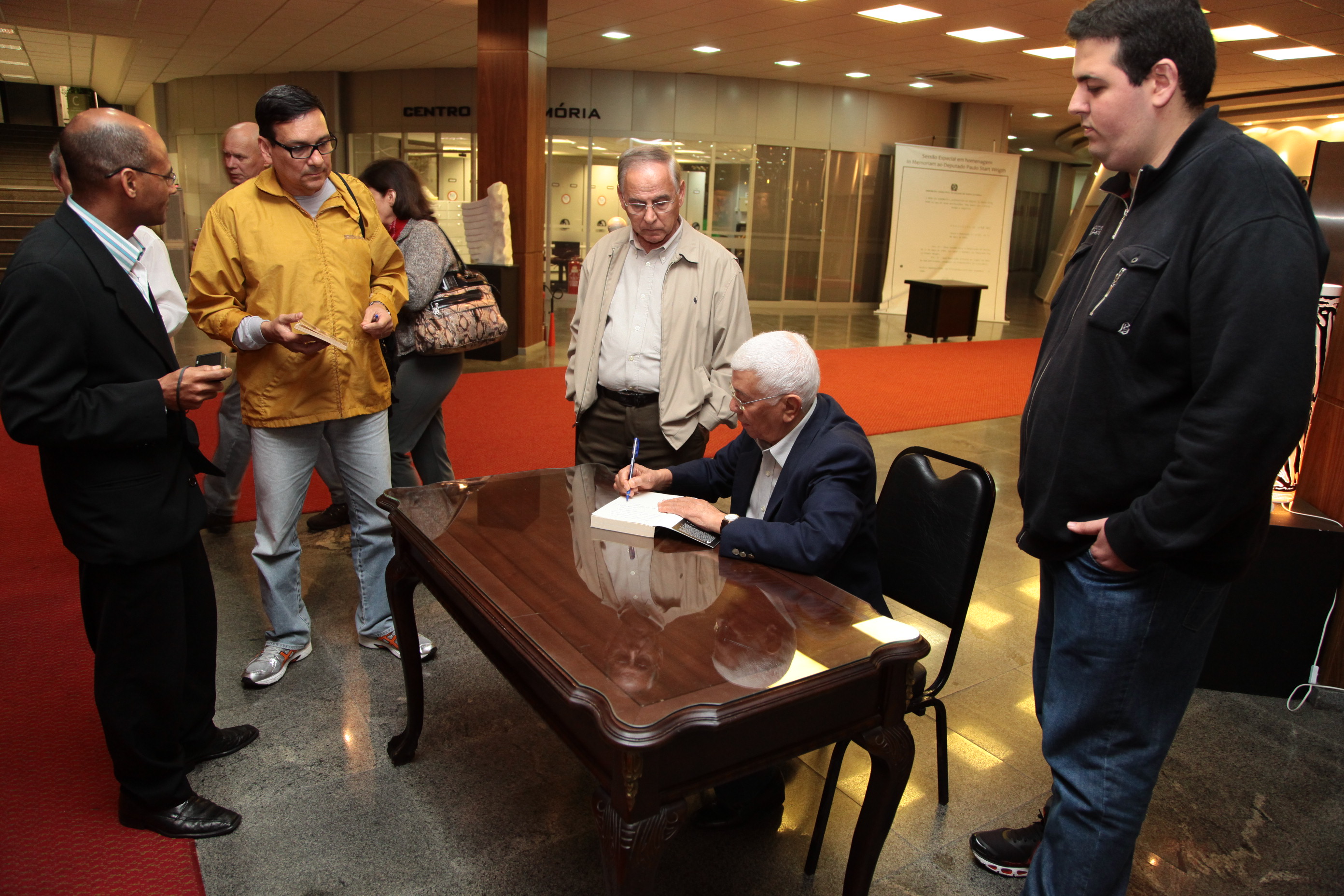Lançamento Literário 