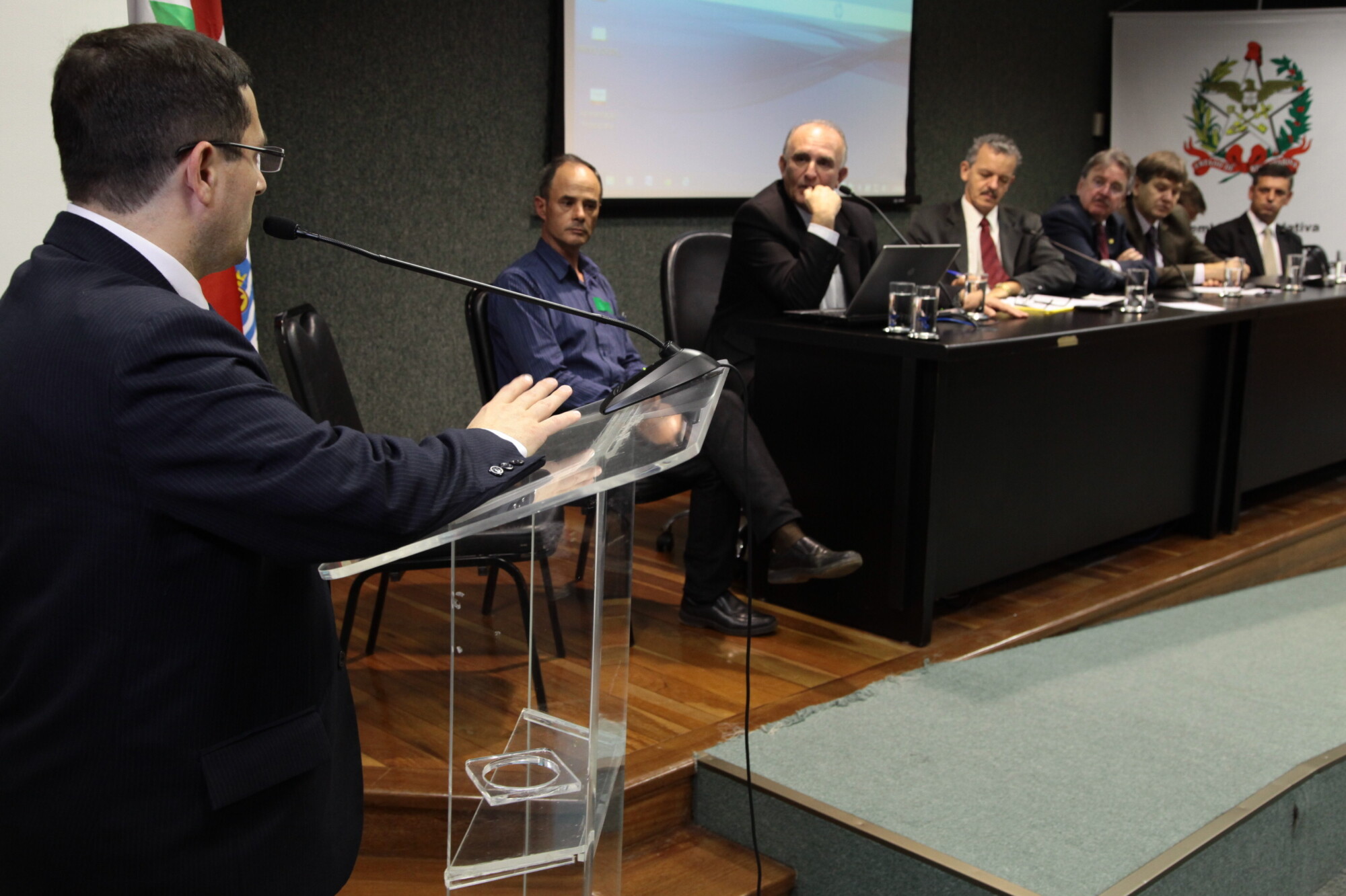 Audiência pública debate situação de agricultores atingidos pela hidrelétrica Garibaldi