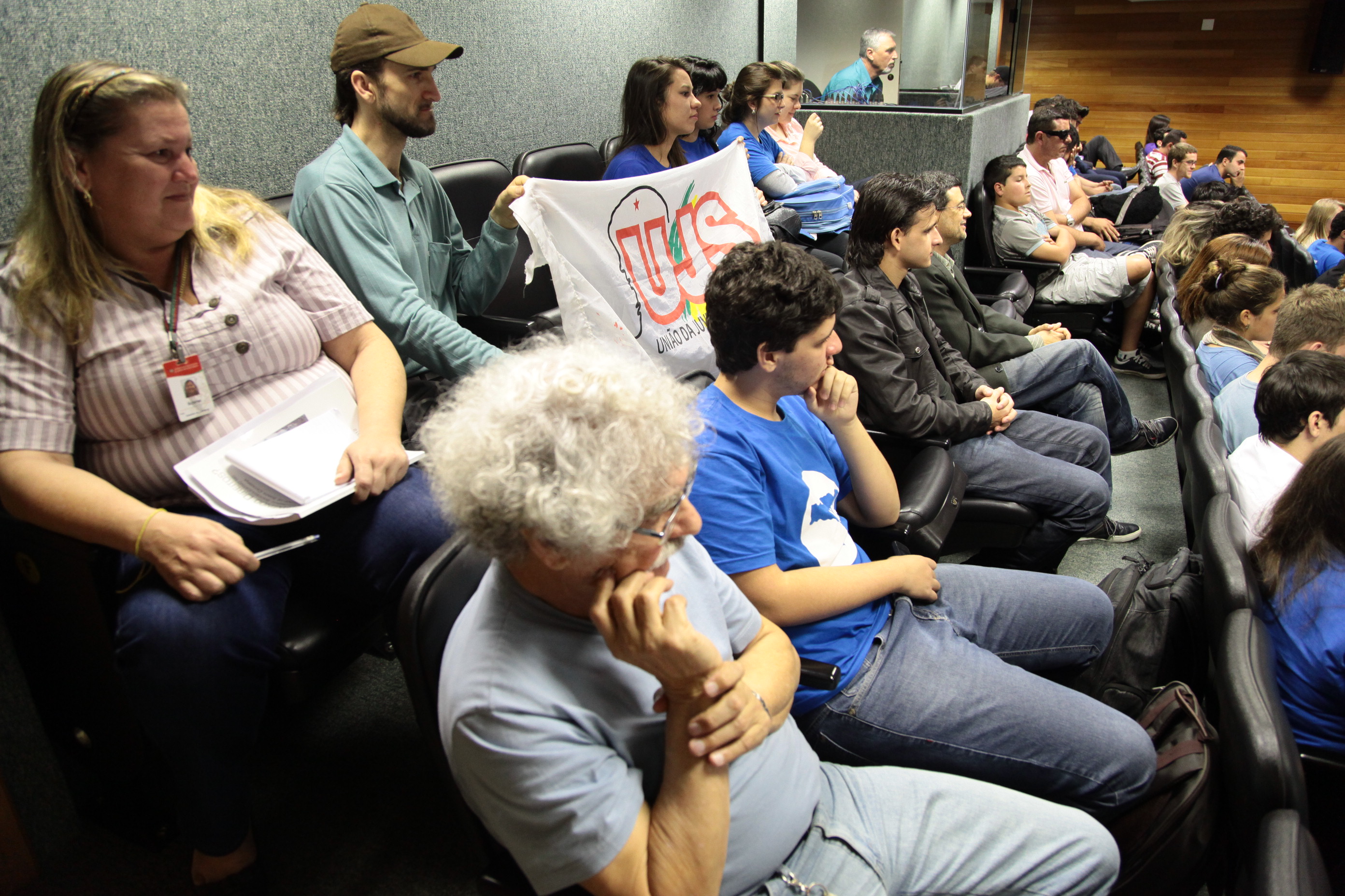 Nova Direção da União Catarinense de Estudantes - UCE/SC. Foto: Miriam Zomer/Agência AL