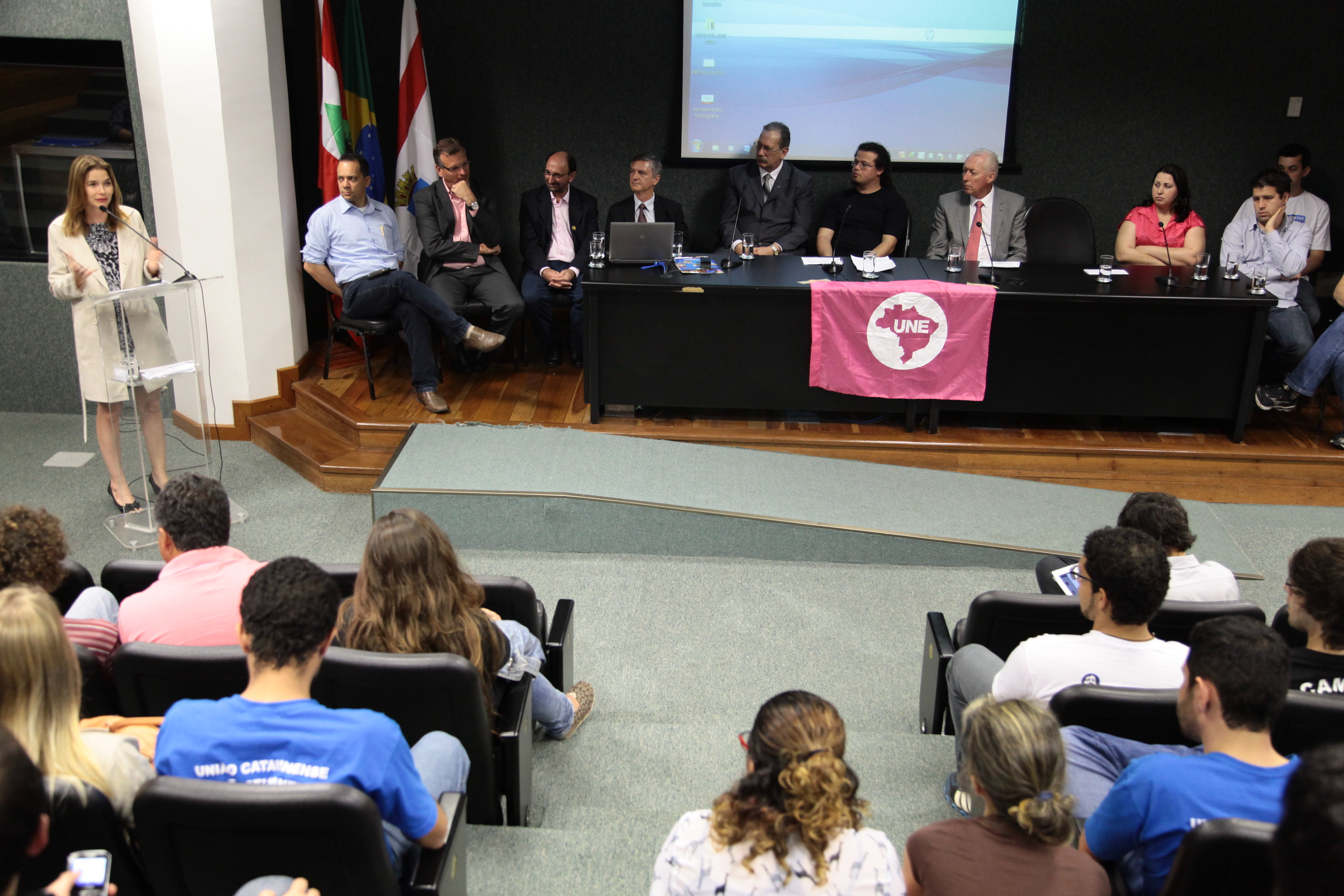 Nova Direção da União Catarinense de Estudantes - UCE/SC. Foto: Miriam Zomer/Agência AL