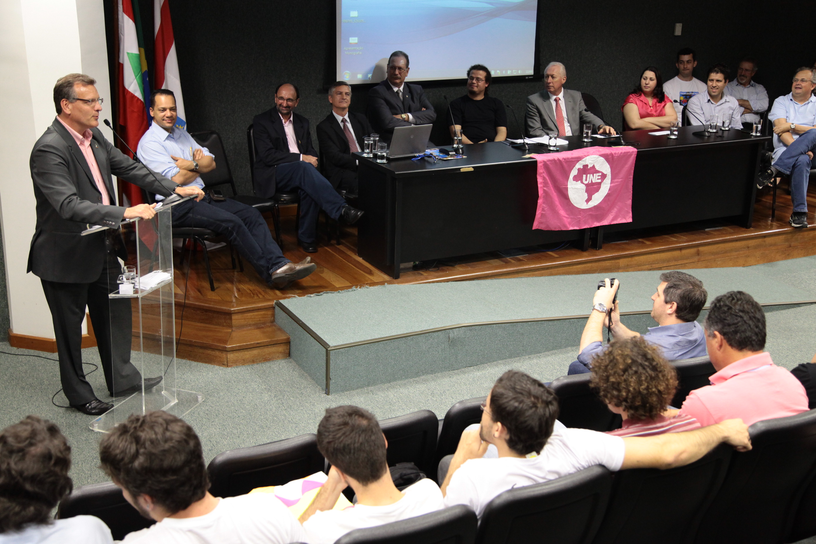 Nova Direção da União Catarinense de Estudantes - UCE/SC. Foto: Miriam Zomer/Agência AL